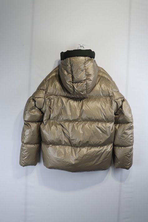 Moncler o1rshd1 Damavand Hooded Down Jacket in Golden Size US L / EU 52-54 / 3 - 7 Thumbnail