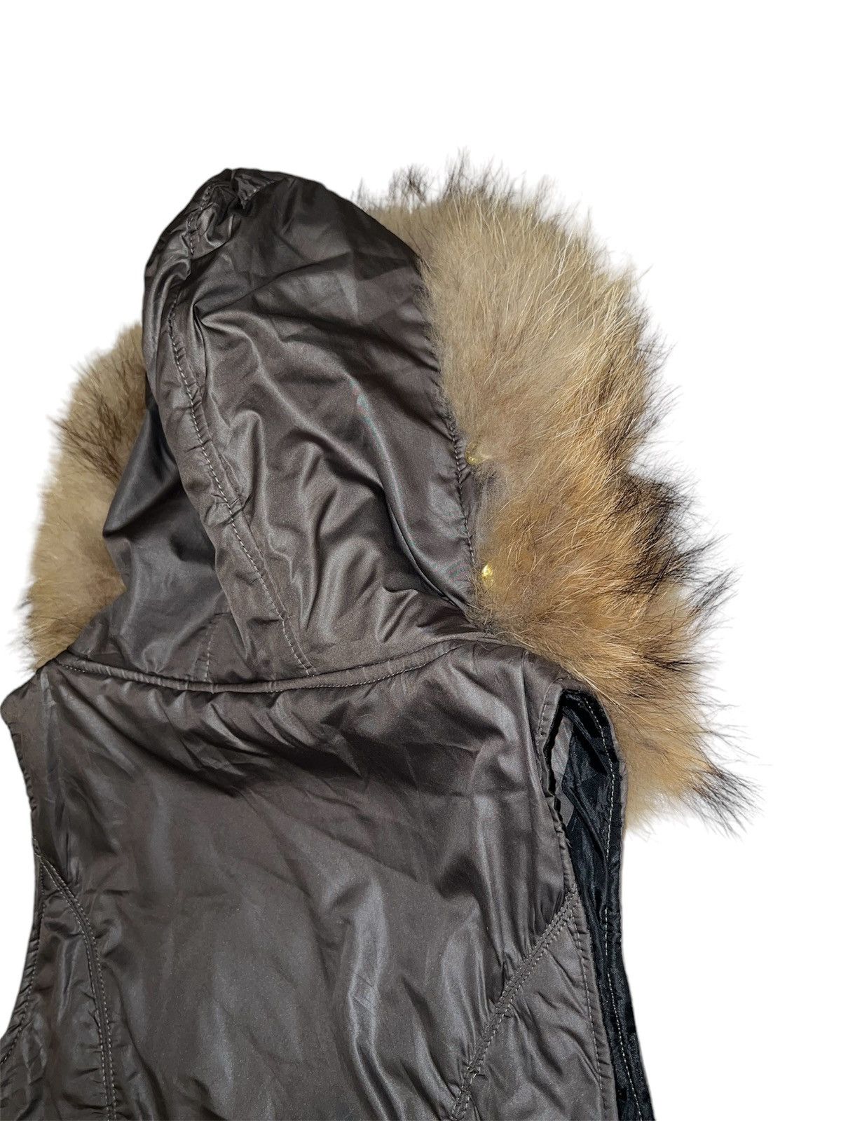 Japanese Brand RARE D.I.A. fur cropped puffer vest 🧷🖤 Size ONE SIZE - 10 Thumbnail