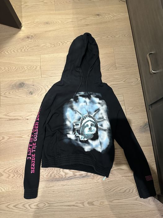 Statue of liberty sale off white hoodie