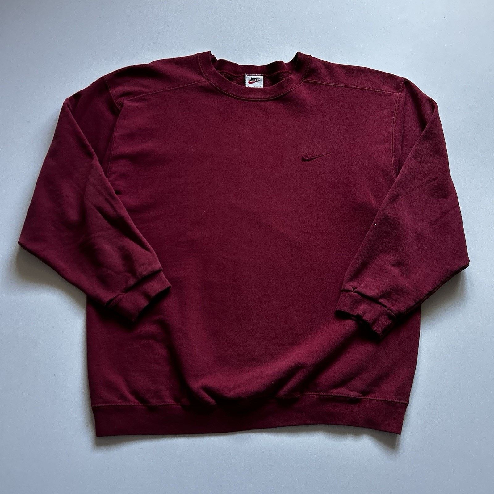 Nike Vintage 90s Nike Crewneck Tonal Swoosh Burgundy Red Medium Size US M / EU 48-50 / 2 - 1 Thumbnail