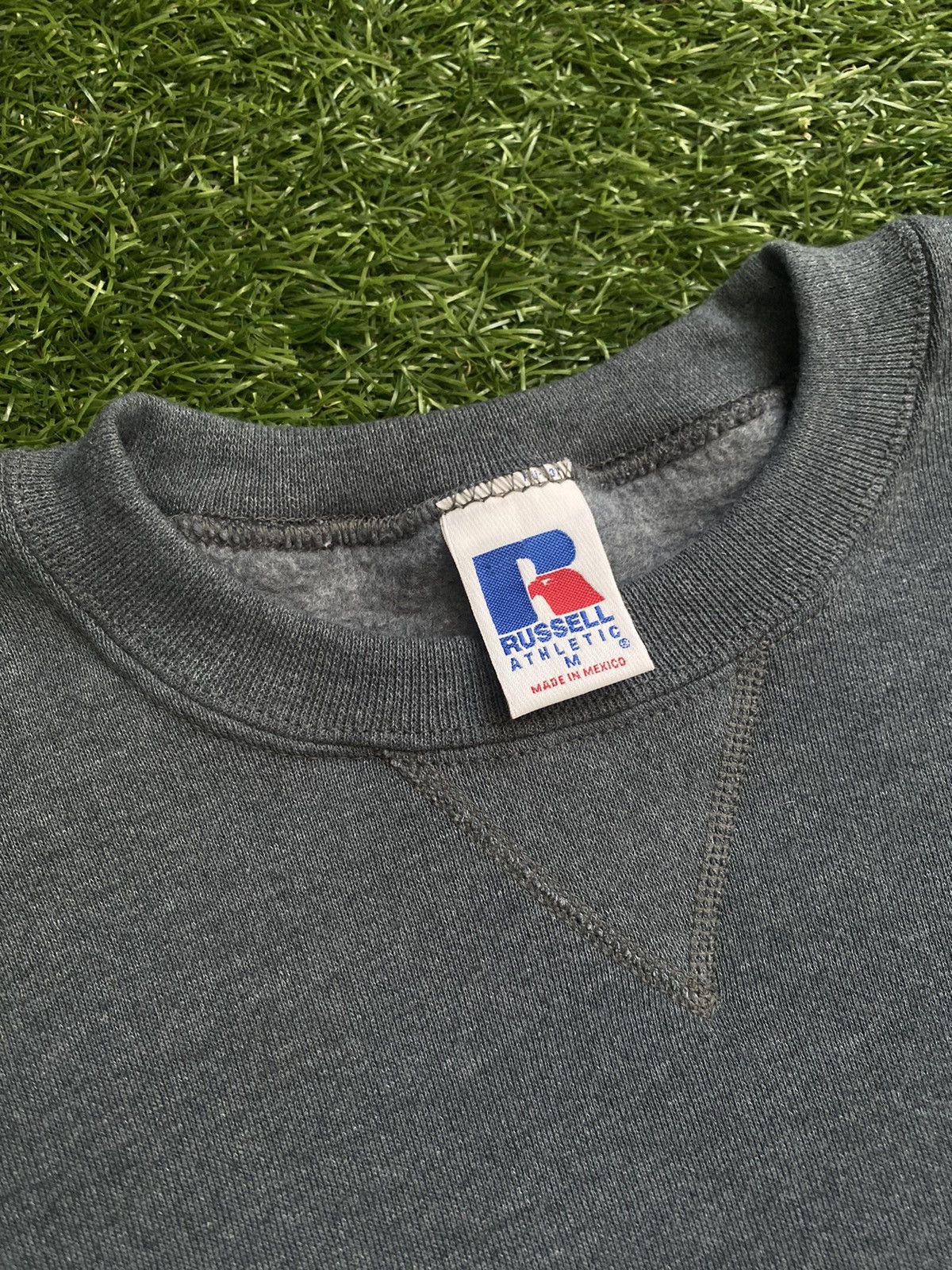 Russell Athletic × Vintage VTG Russell Grey Crewneck NWT Medium Size US M / EU 48-50 / 2 - 4 Thumbnail