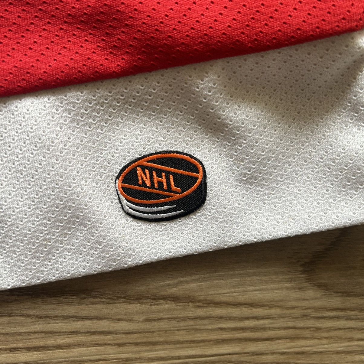 NHL Vintage Detroit Red Wings MIC Jersey Size US XXL / EU 58 / 5 - 7 Thumbnail