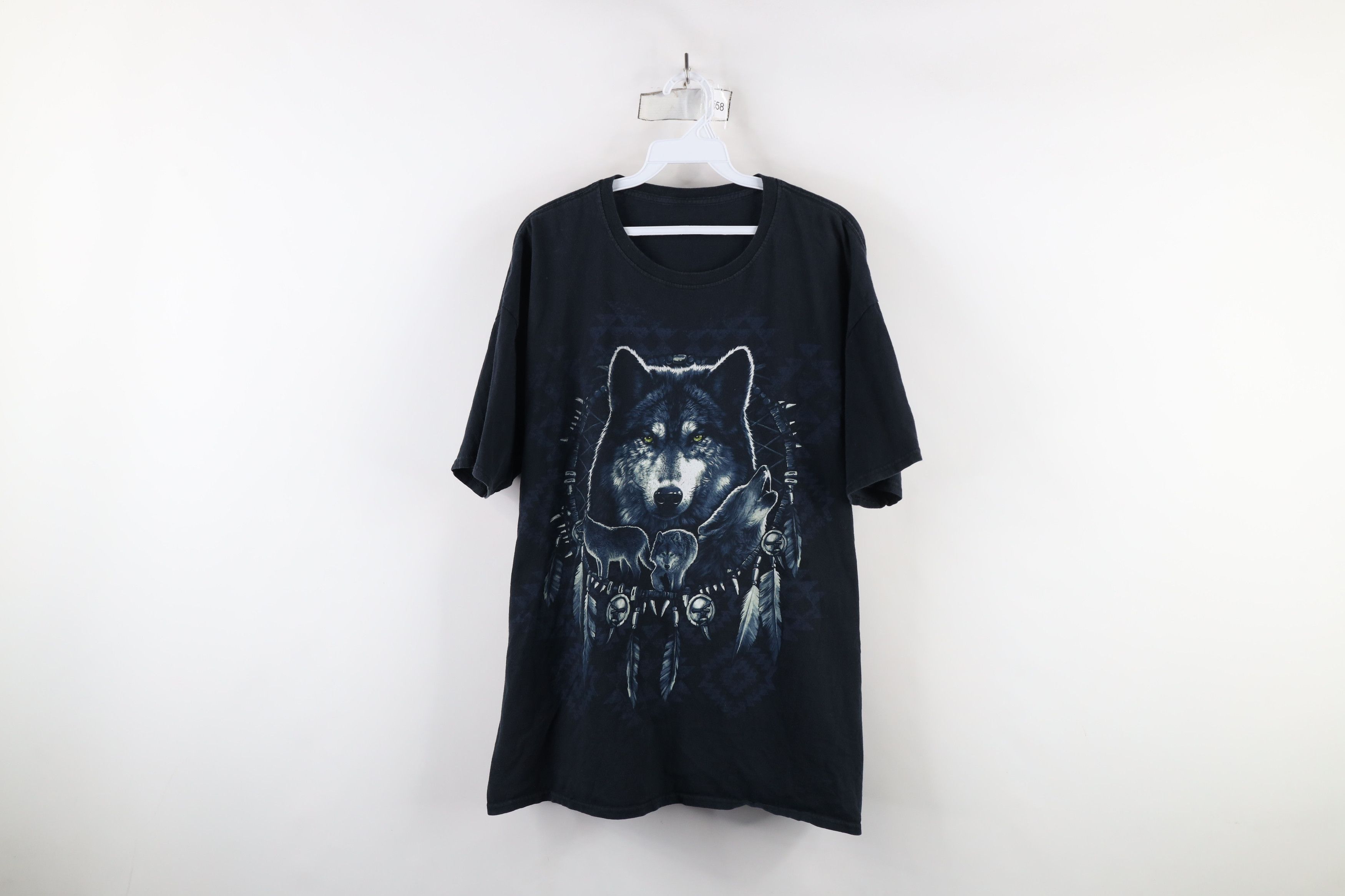 Vintage Vintage 90s Y2K Streetwear Wolf Feather MMA T-Shirt Black Size US XL / EU 56 / 4 - 1 Thumbnail