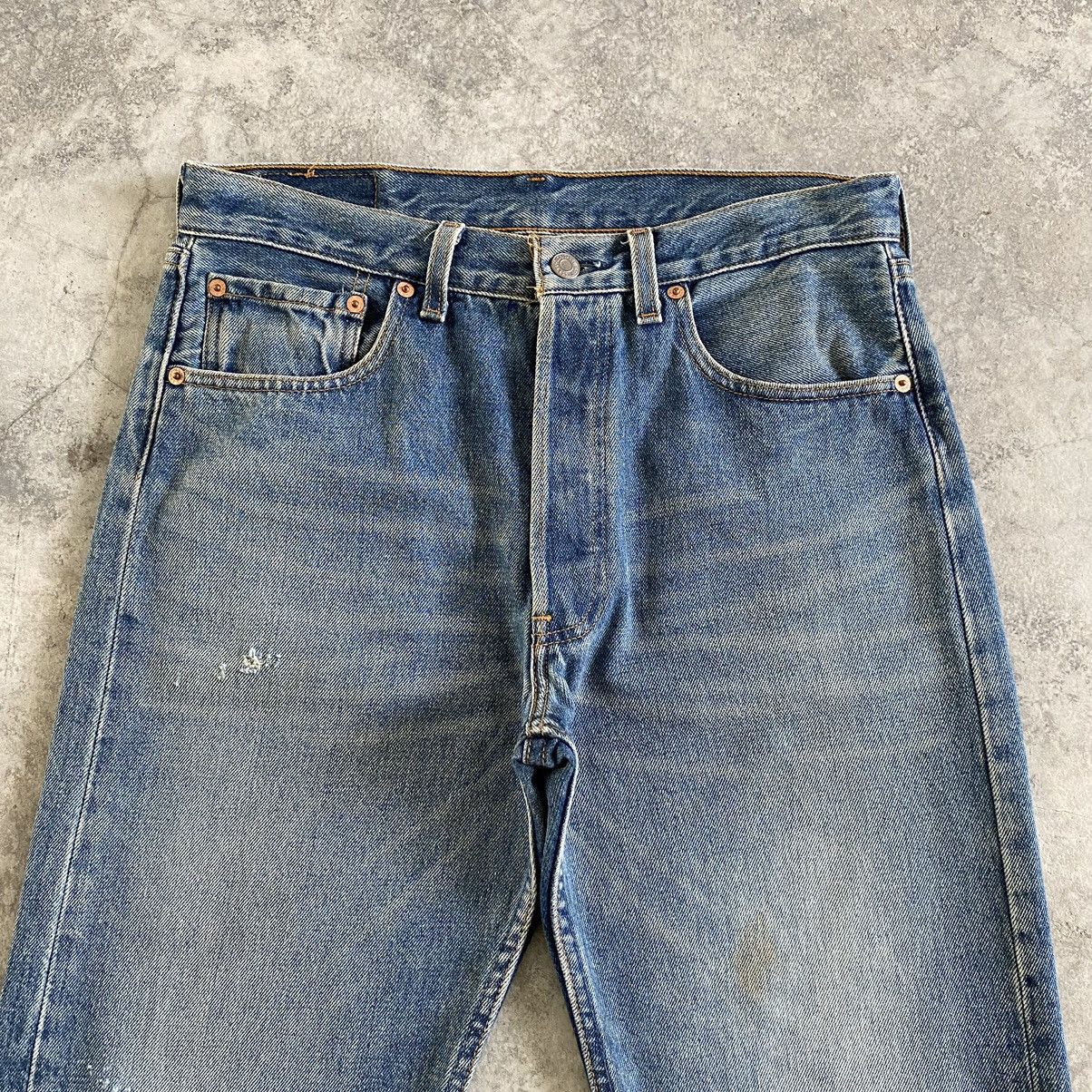 Levi's Vintage 1996 Levi’s 501 Faded Blue Ripped Denim Jeans Size US 31 - 9 Thumbnail