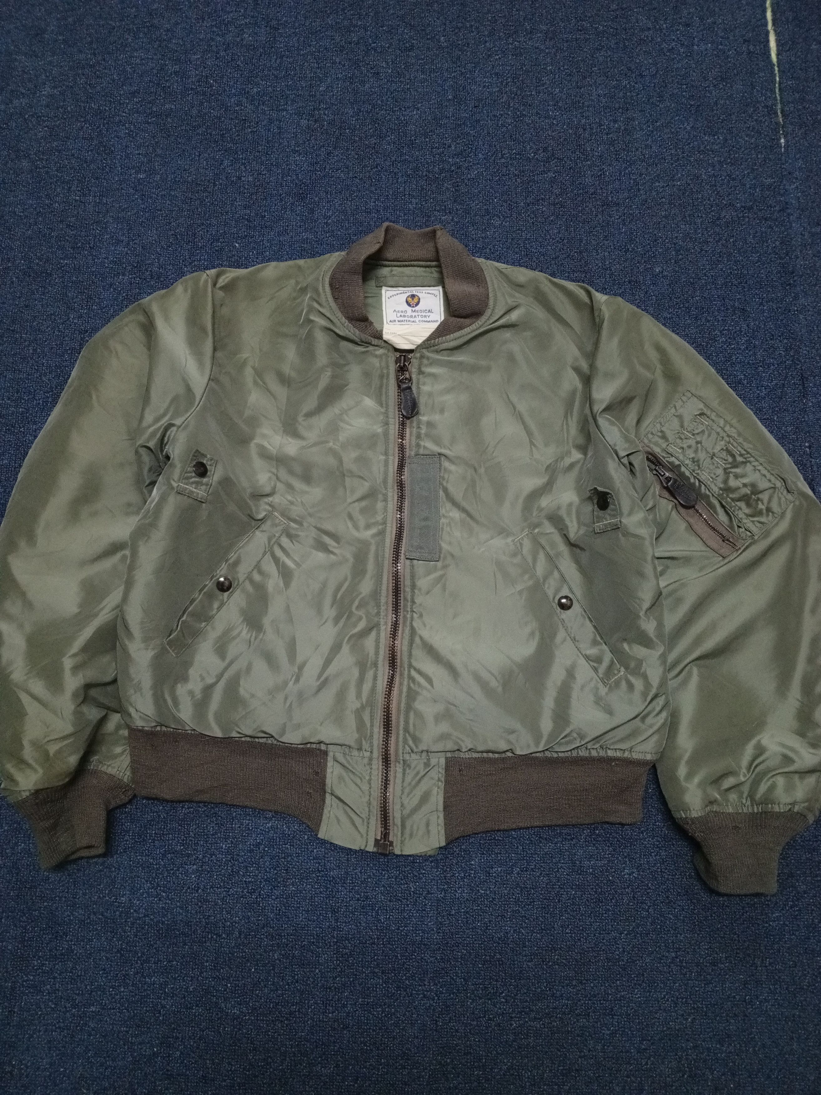Vintage VINTAGE 90'S MA-1 BOMBER FLIGHT JACKET Size US XL / EU 56 / 4 - 1 Thumbnail