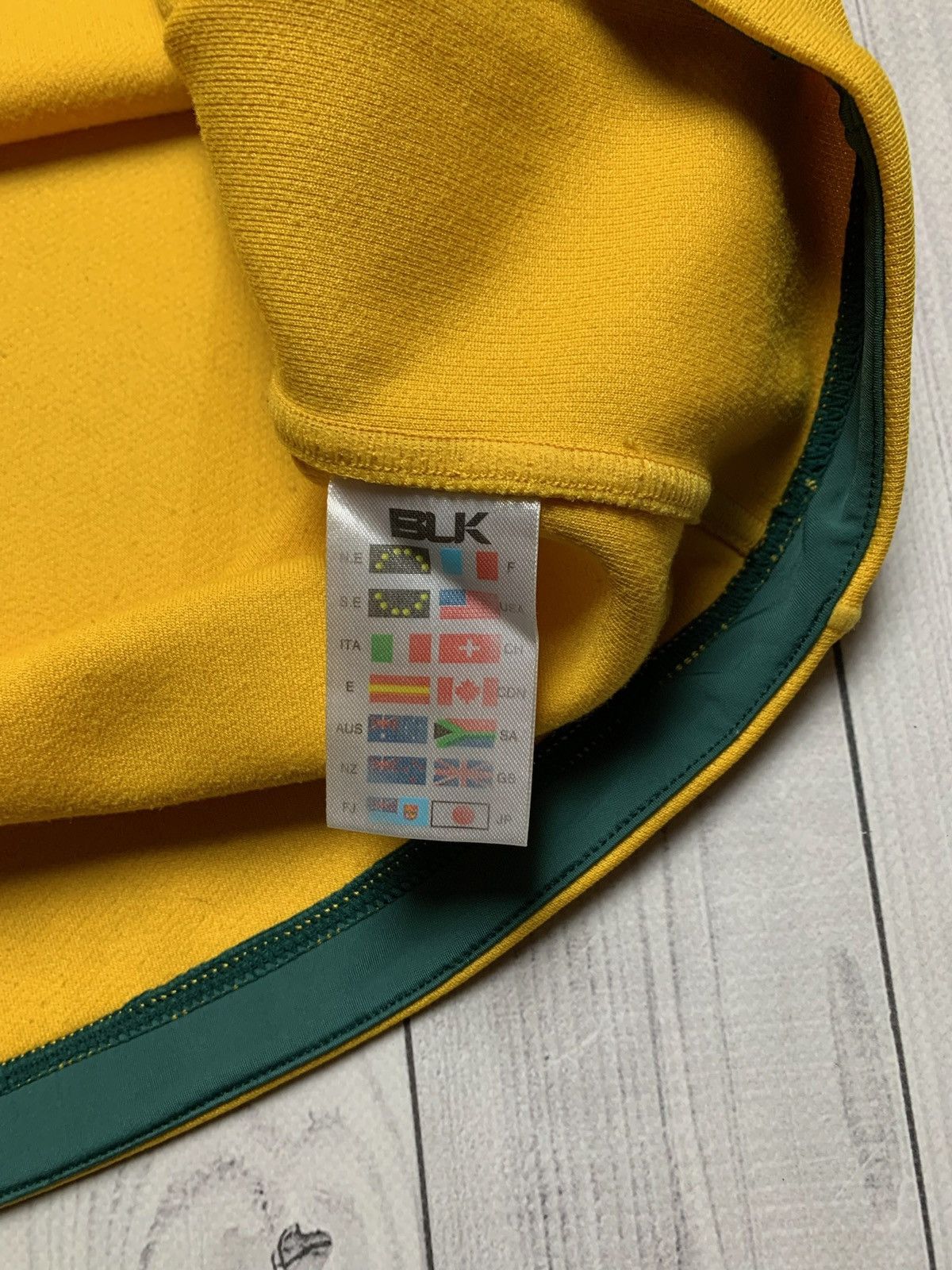 Vintage Vintage Australia rugby jersey size S/M yellow rare Size US M / EU 48-50 / 2 - 4 Thumbnail