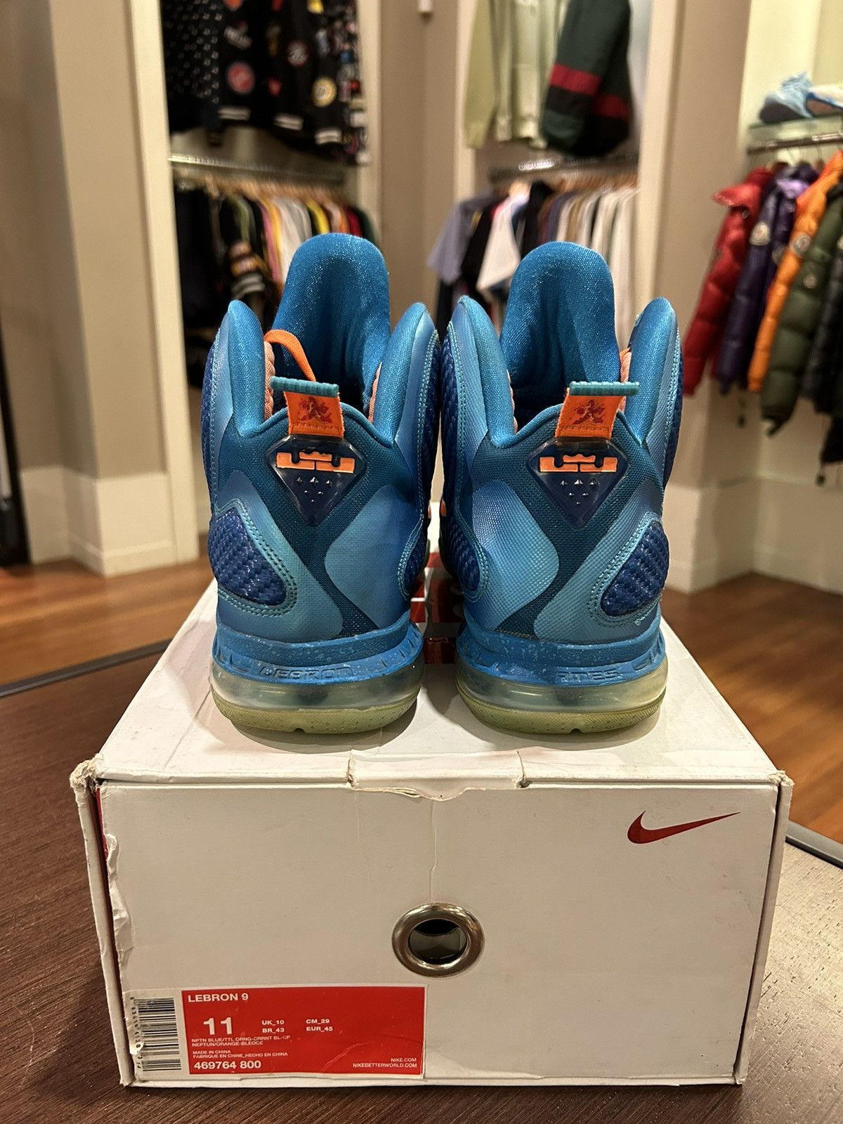 Nike Nike LeBron 9 China (YOTD) Size US 11 / EU 44 - 6 Thumbnail