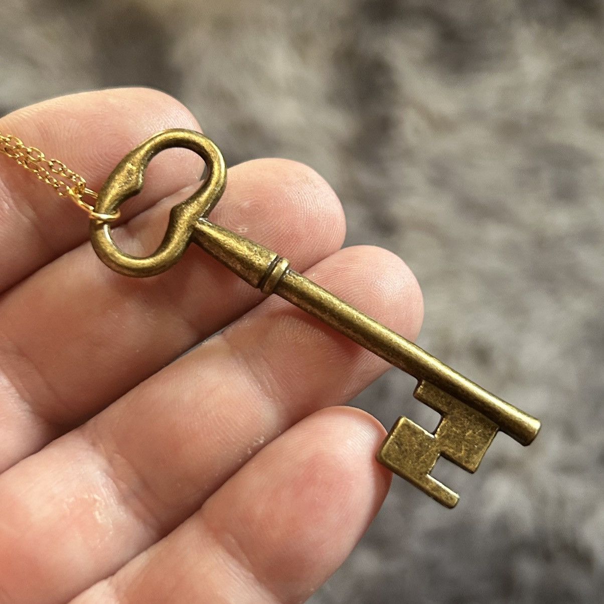 Handmade Handcrafted vintage brass skeleton key pendant necklace Size ONE SIZE - 5 Thumbnail