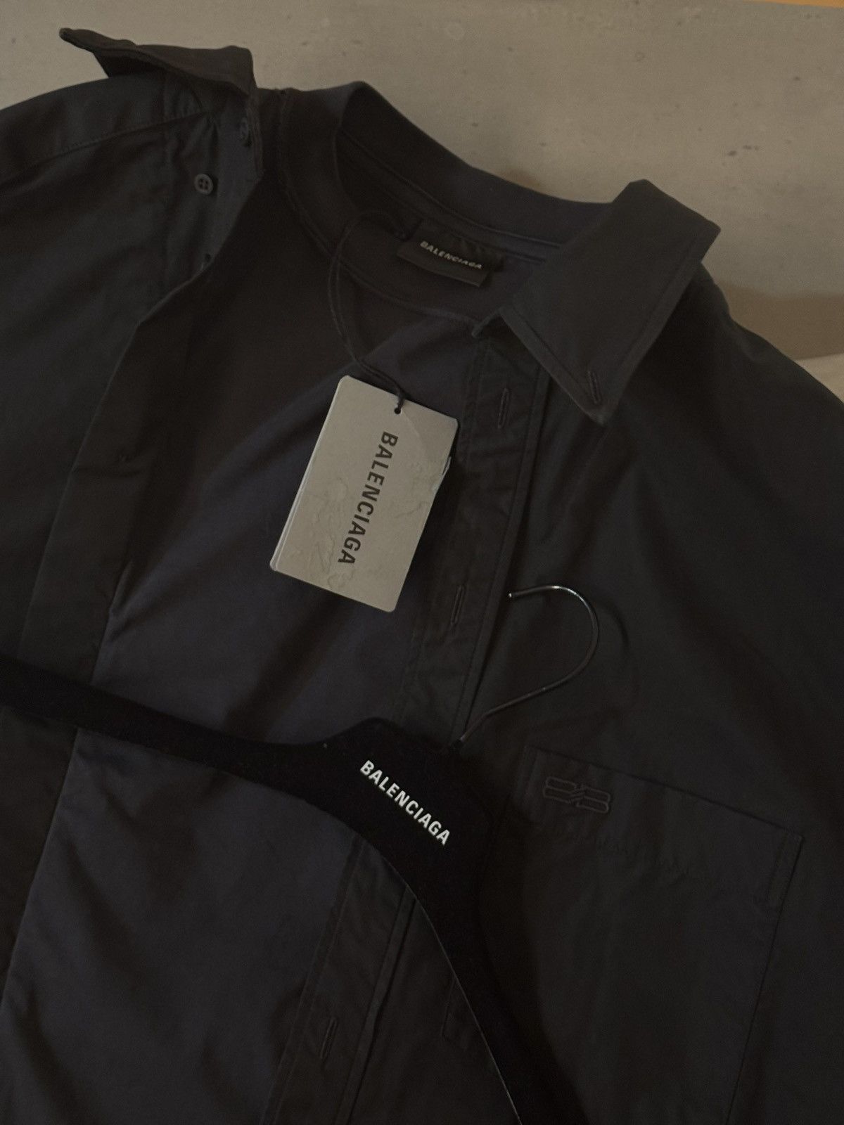 Balenciaga BB Icon trompe l'œil shirt Size US M / EU 48-50 / 2 - 8 Thumbnail