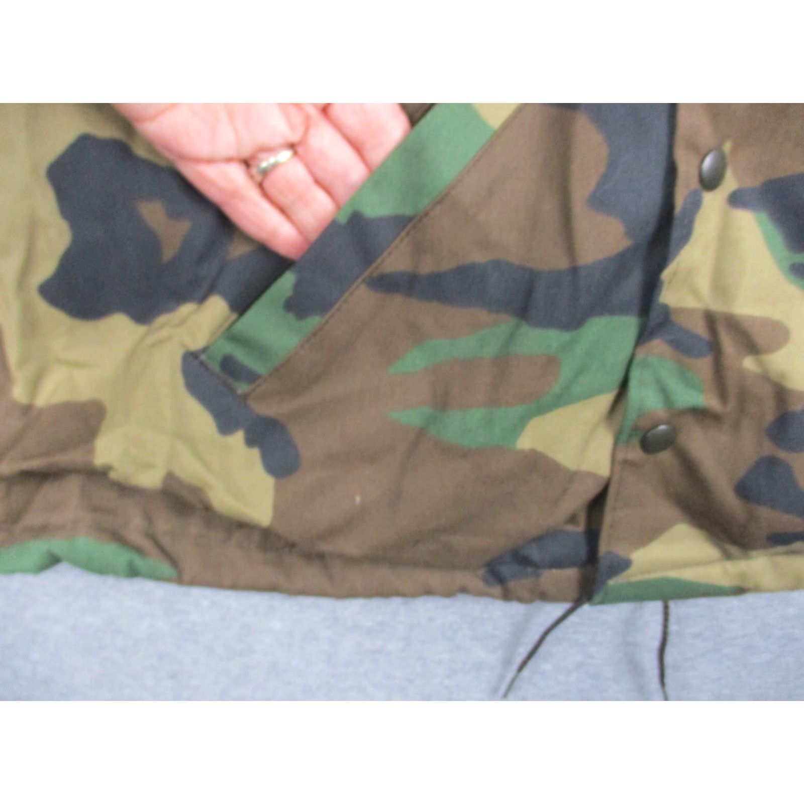 Vintage Vintage 80s Lined Camo Fleece Jacket XL Snap DD Ranch Made in USA User: Vintage 80s Lined Camo Fleece Jacket XL Snap DD Ranch Made in USA Size US XL / EU 56 / 4 - 4 Thumbnail