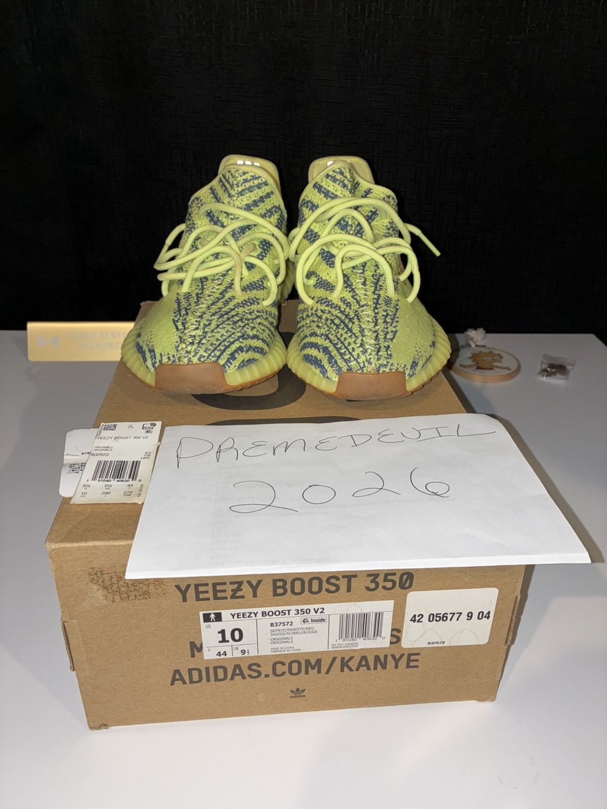 Yeezy adidas Yeezy Boost 350 V2 Semi Frozen Yellow Size 10 Size US 10 / EU 43 - 4 Thumbnail