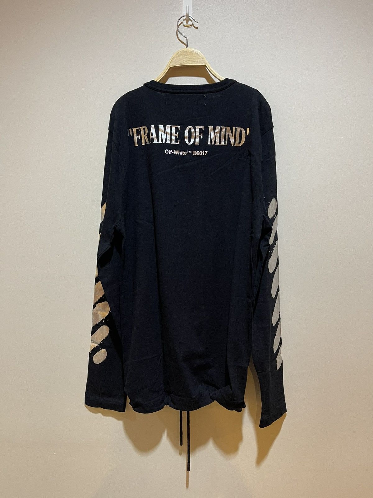 Barneys New York × Off-White × Virgil Abloh Offwhite x Barneys New York Frame of Mind 2016 Size US XL / EU 56 / 4 - 2 Thumbnail