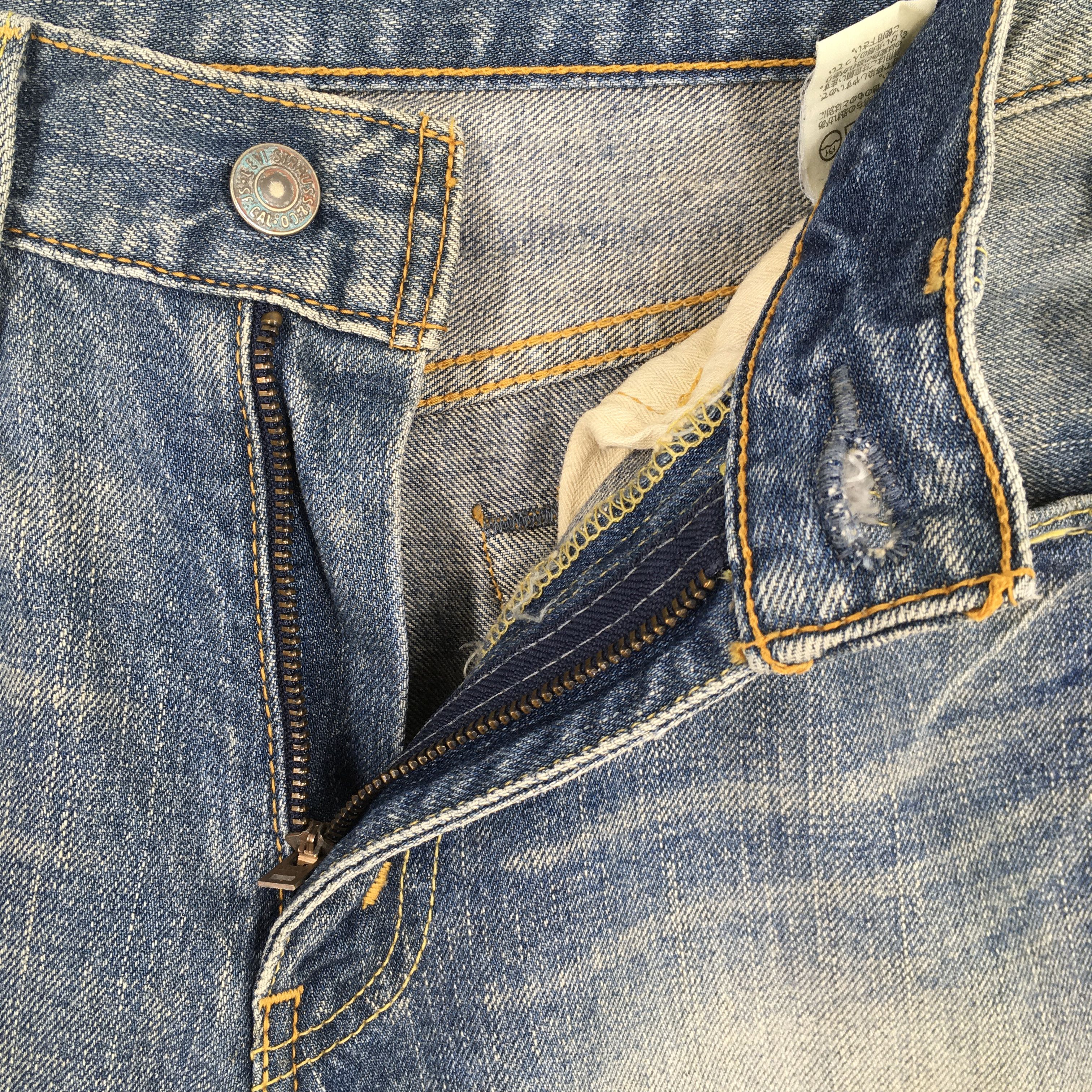 Levi's Size 27x31.5 Vintage Levi's 517 Bootcut Flare Jeans S1980 Size 27" / US 4 / IT 40 - 6 Thumbnail