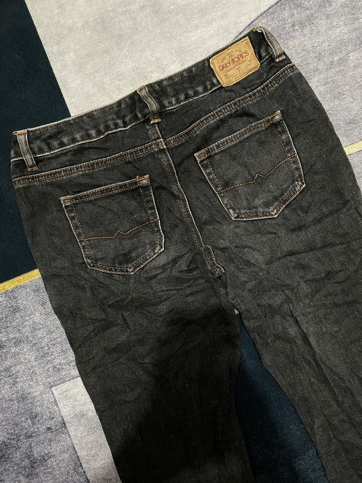 Hysteric Glamour STYLE BASIC BOOTCUT DENIM PANTS Size US 28 / EU 44 - 4 Thumbnail