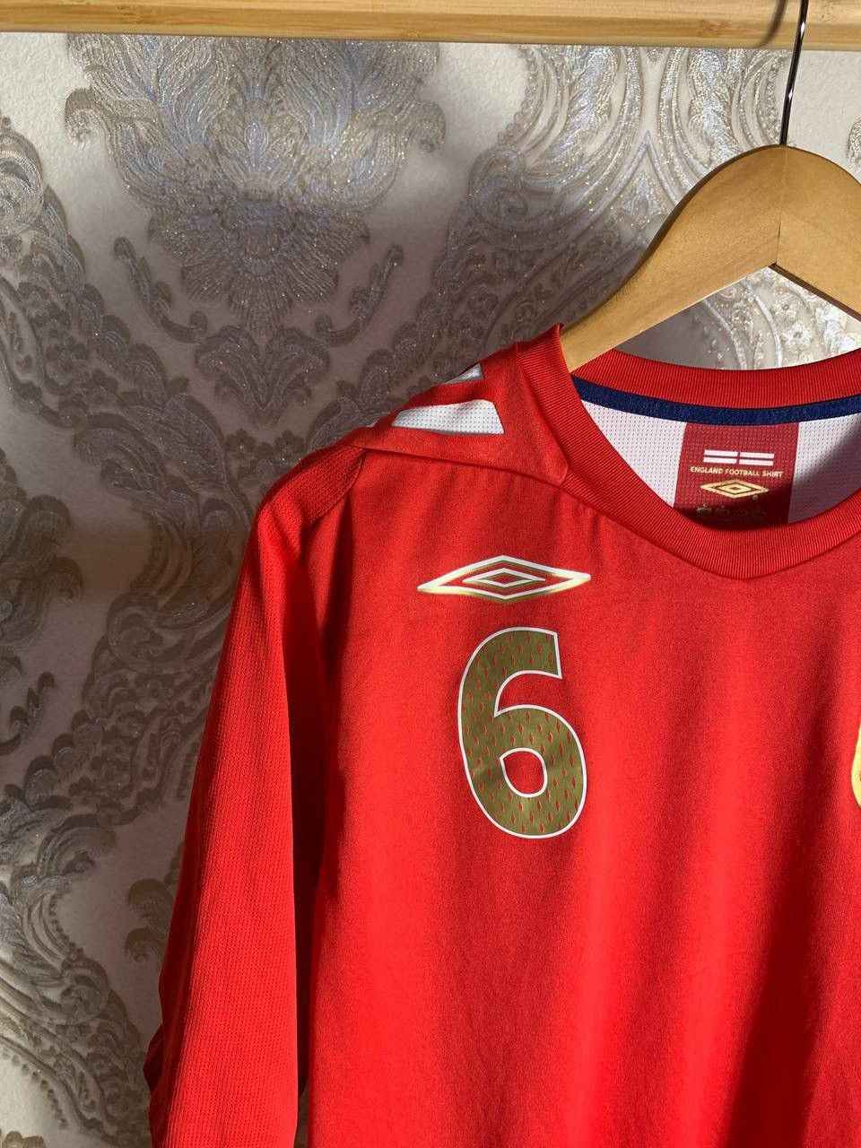 Umbro × Vintage VERY RARE UMBRO ENGLAND RETRO SOCCER JERSEY BLOKECORE Y2K Size US L / EU 52-54 / 3 - 6 Thumbnail