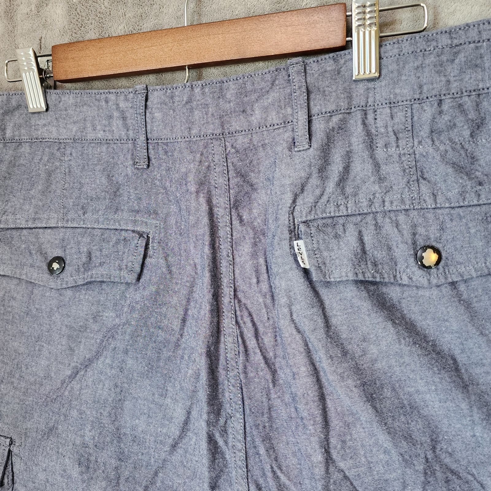 Levi's Levi's Gray Cargo Shorts Men's 36, White Tag Size US 36 / EU 52 - 7 Thumbnail