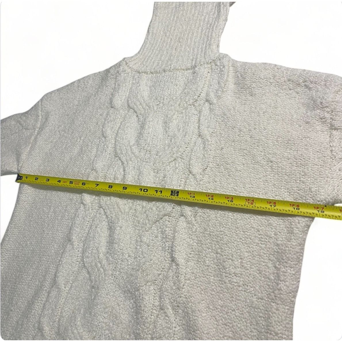 Other Hippie Rose Juniors' Cable-Knit Turtleneck Sweater - Winter Size L / US 10 / IT 46 - 7 Thumbnail