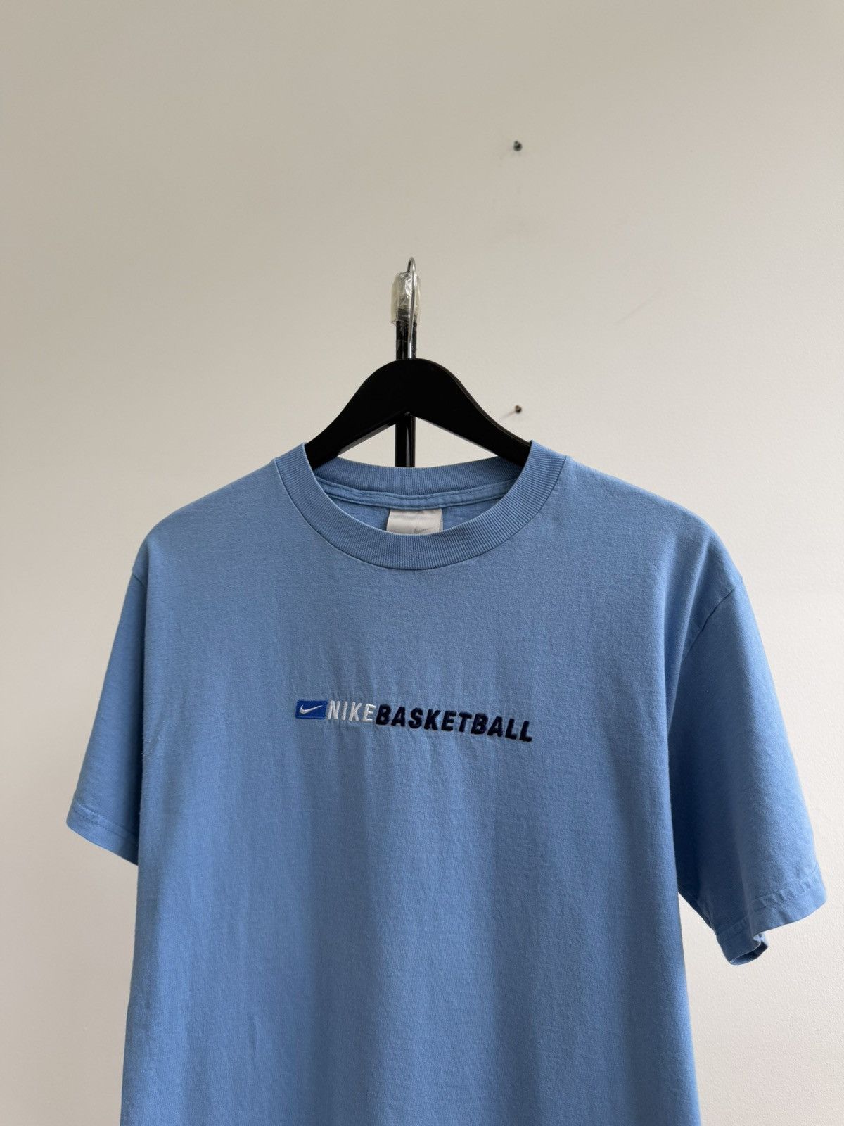Nike Vintage Nike Basketball 90s Rare Hype T-Shirt Size US M / EU 48-50 / 2 - 3 Thumbnail