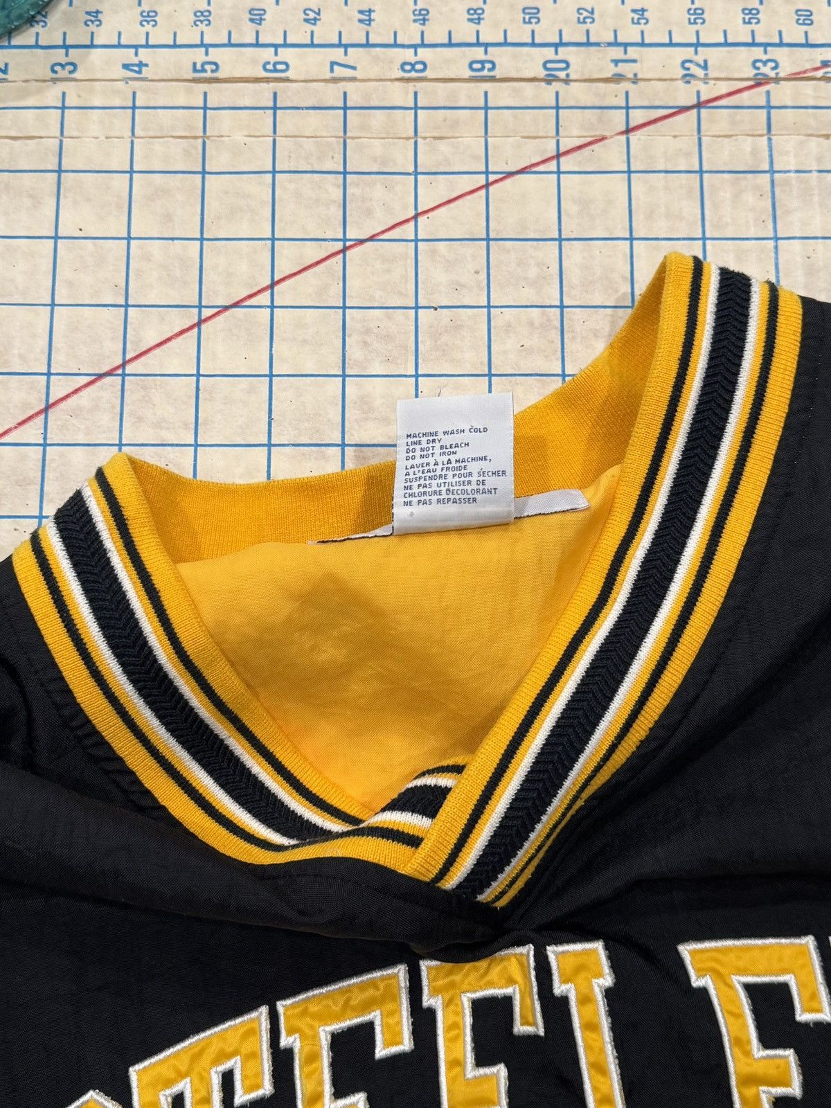 Champion Champion Pittsburg Steelers Pull Over Jacket Men Size XL Blk Size US XL / EU 56 / 4 - 9 Thumbnail