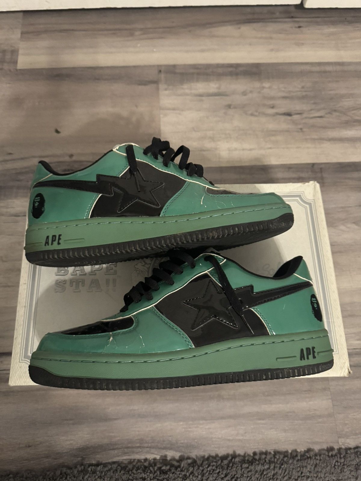 Bape 2006 Halloween Bapesta Frankenstein Pack Size US 10.5 / EU 43-44 - 1 Thumbnail