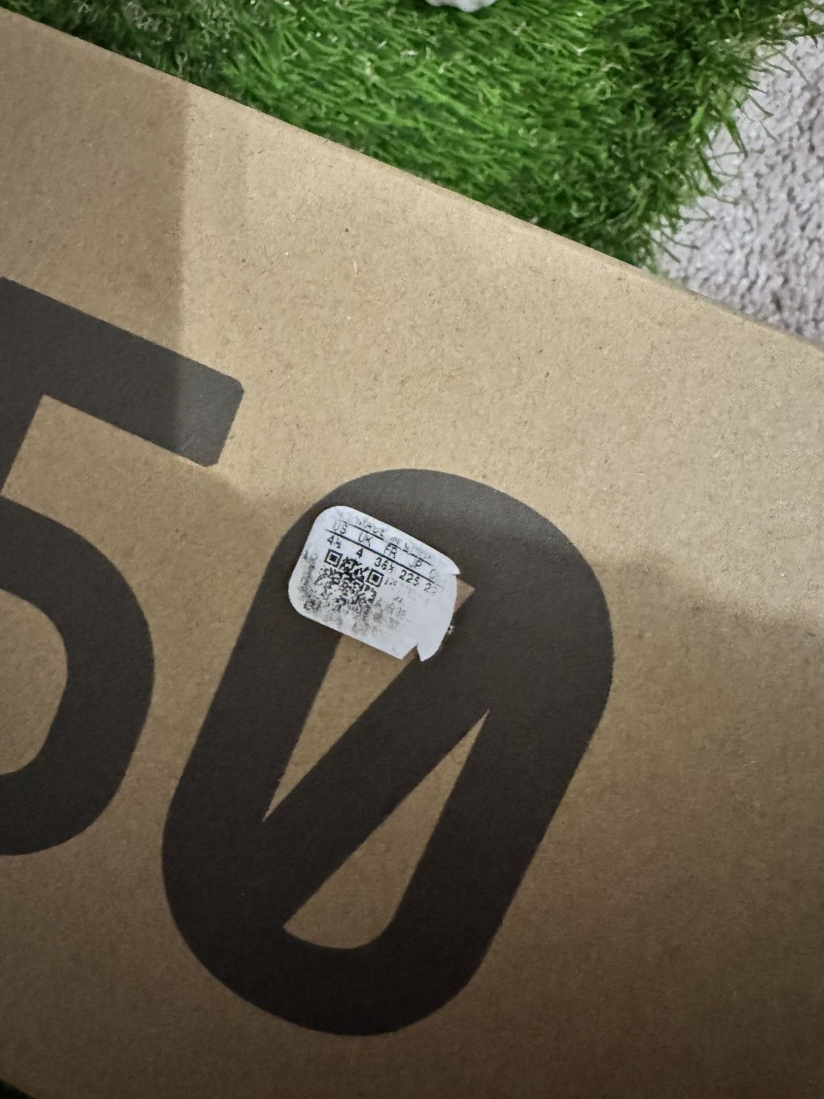 Adidas Adidas Yeezy Boost 350 V2 CMPCT “Panda” Size US 6 / IT 36 - 8 Thumbnail