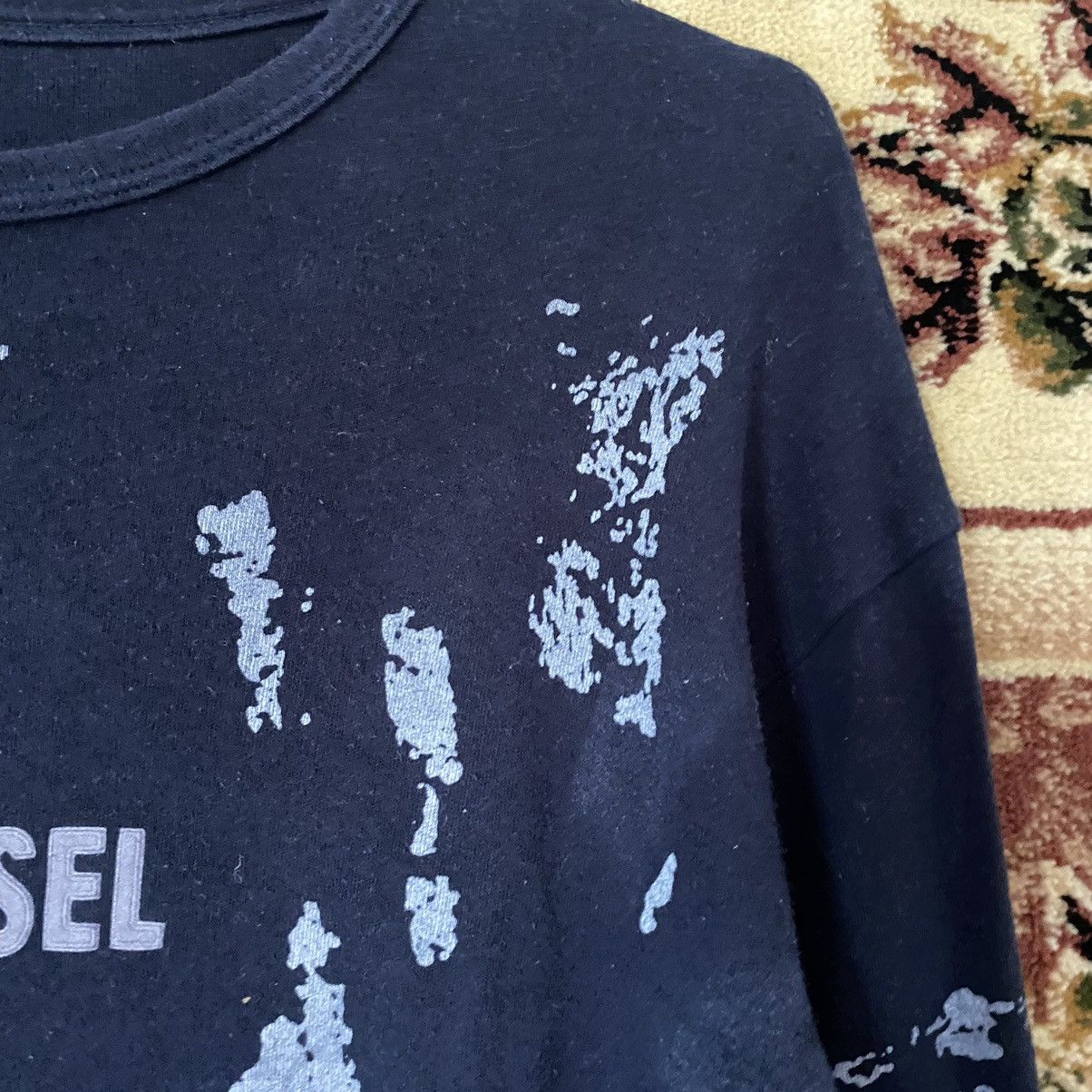 Diesel × Vintage Rare Vintage Diesel Long Sleeve Tee Centre Logo Y2K style Size US L / EU 52-54 / 3 - 6 Thumbnail