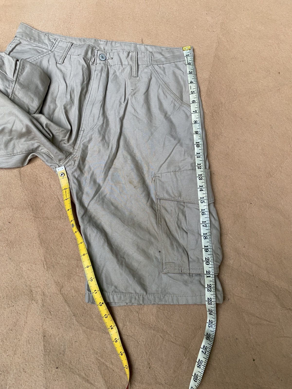 Levi's Vintage levis cargo short pants Size US 34 / EU 50 - 2 Thumbnail