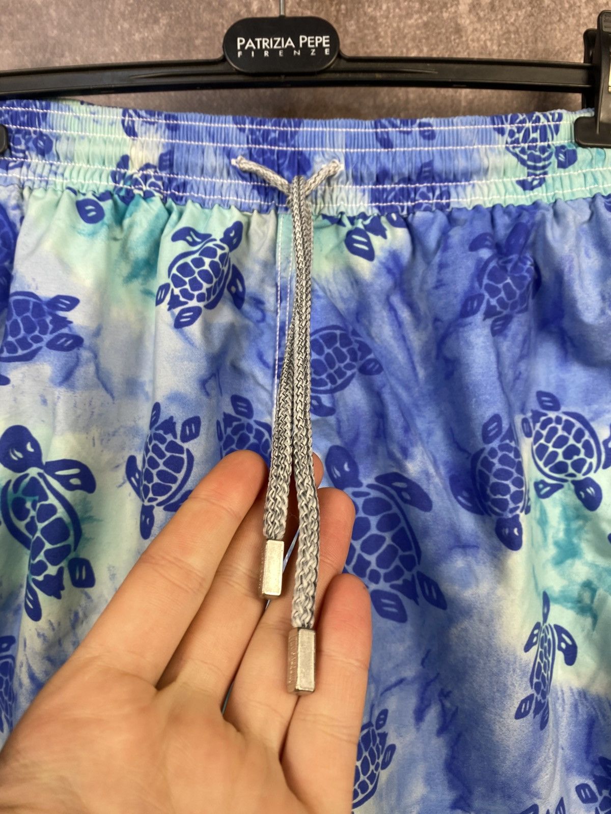 Vilebrequin Vilebrequin Turtle Trunks Beach Board Shorts Size L Bath Size US 32 / EU 48 - 3 Thumbnail