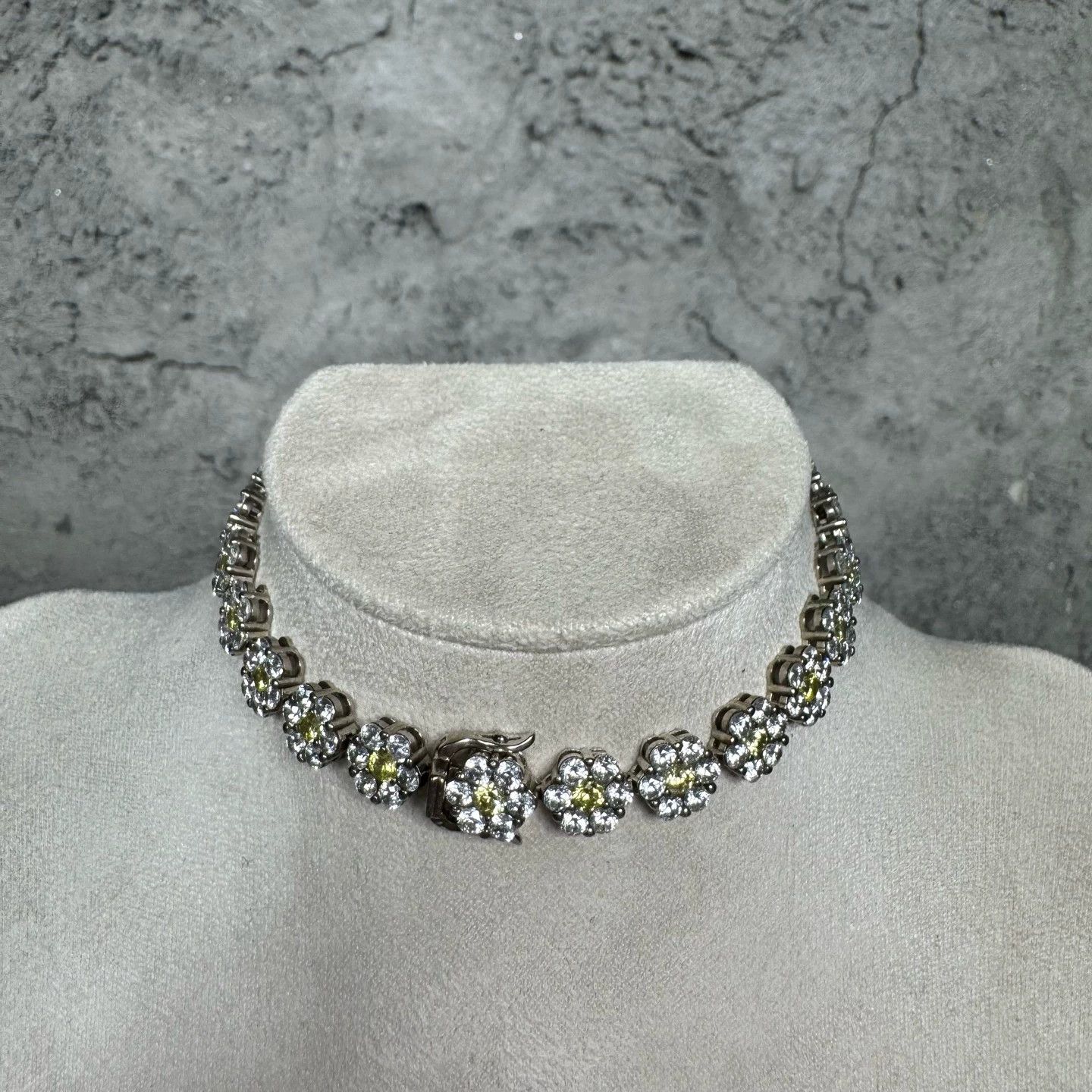 HATTON LABS HATTON LABS Daisy Silver Crystal Tennis Bracelet 21 99N Size ONE SIZE - 2 Thumbnail