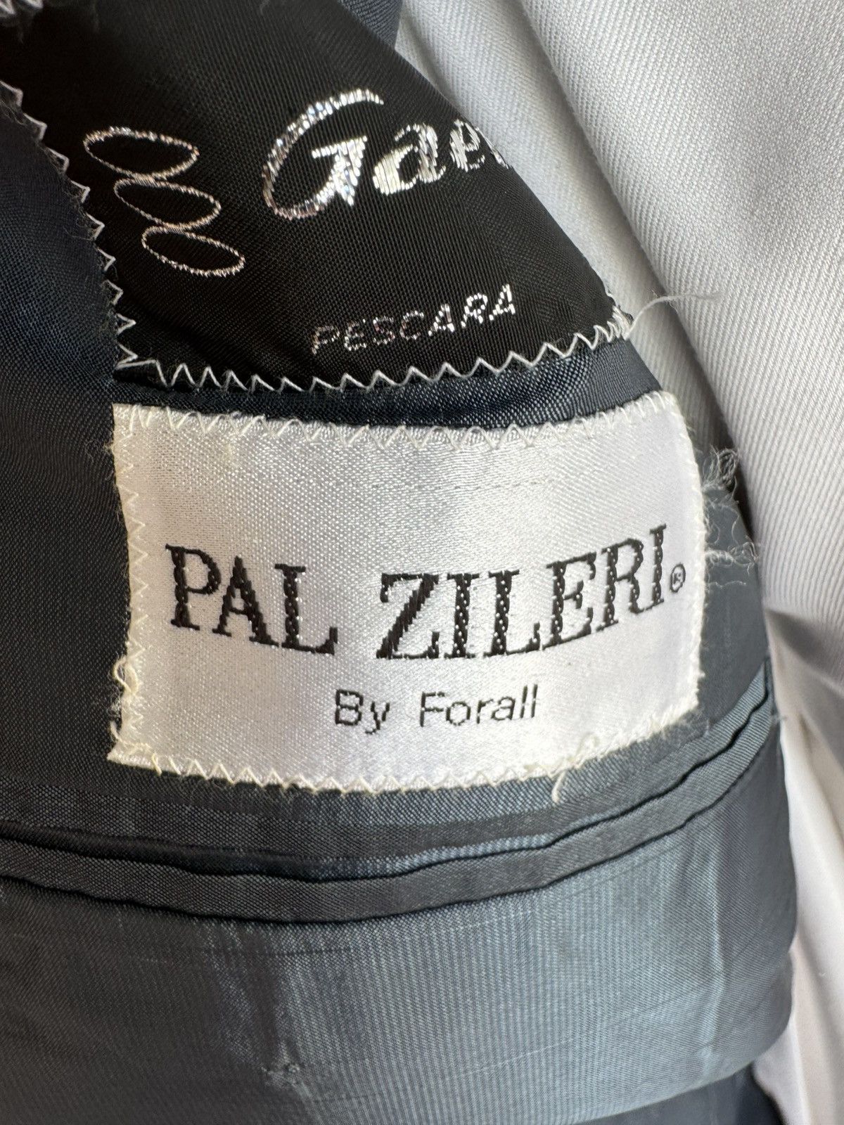 Ermenegildo Zegna Ermenegildo Zegna grey suit 48 Size 48R - 4 Thumbnail