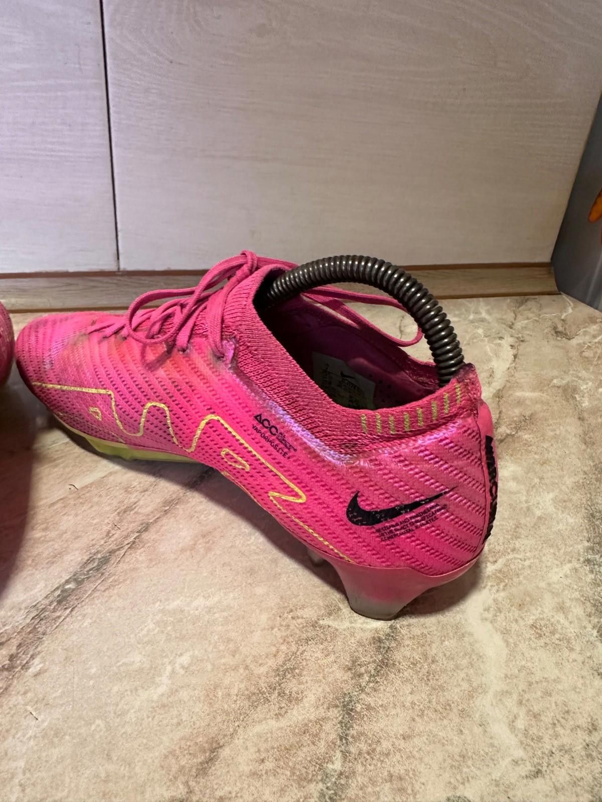 Nike Size US7 Nike Zoom Mercurial Vapor 15 Elite FG Luminous Pack Size US 7 / EU 40 - 7 Thumbnail