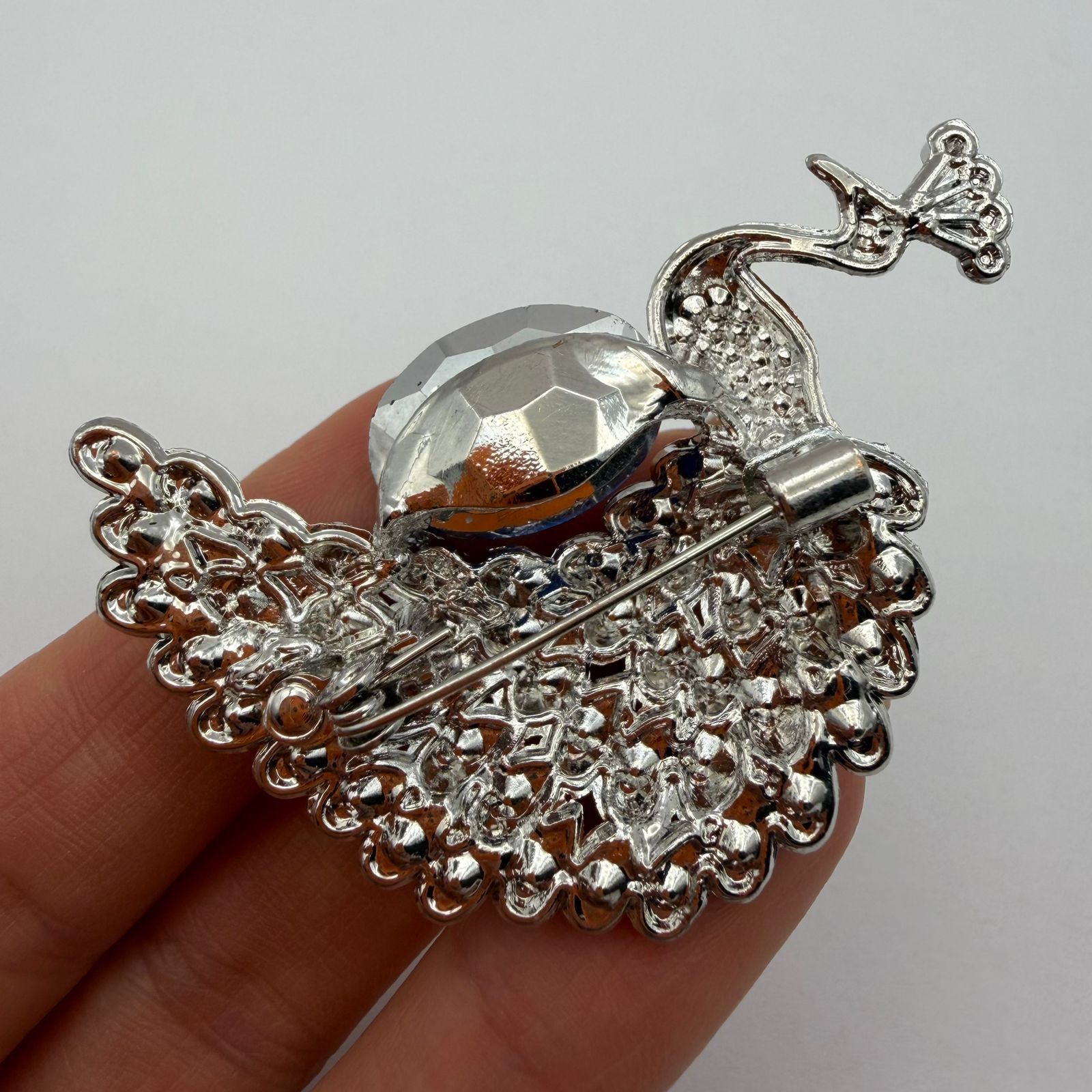 Vintage Blue Crystal Peacock Brooch Rhinestone Vintage Statement Size ONE SIZE - 8 Thumbnail