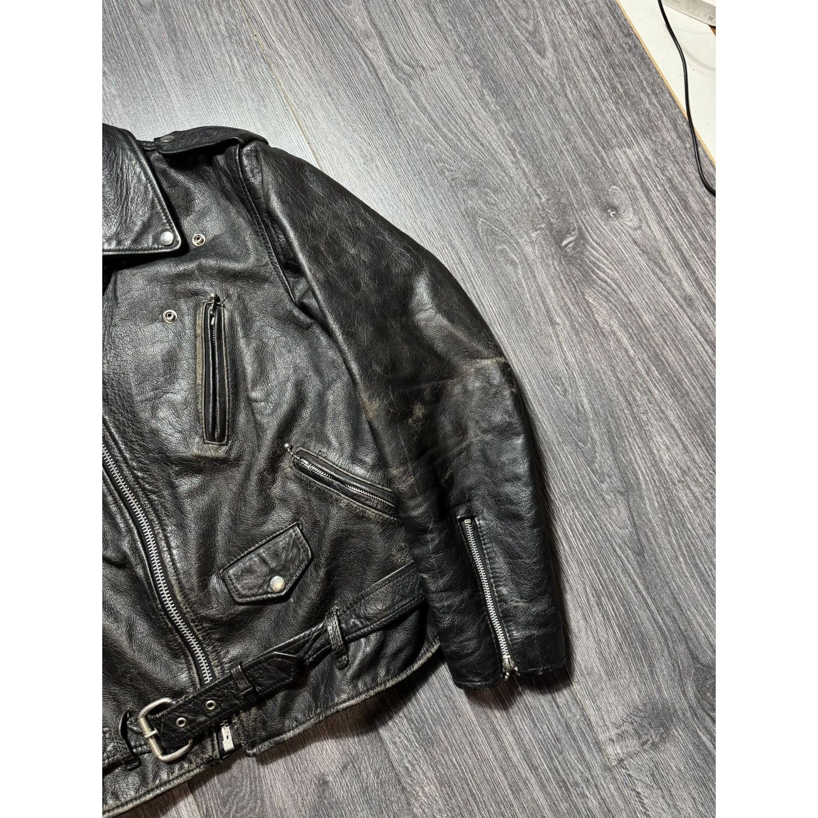 Leather 90s Vintage Leather Biker Distressed Jacket Size US M / EU 48-50 / 2 - 2 Thumbnail