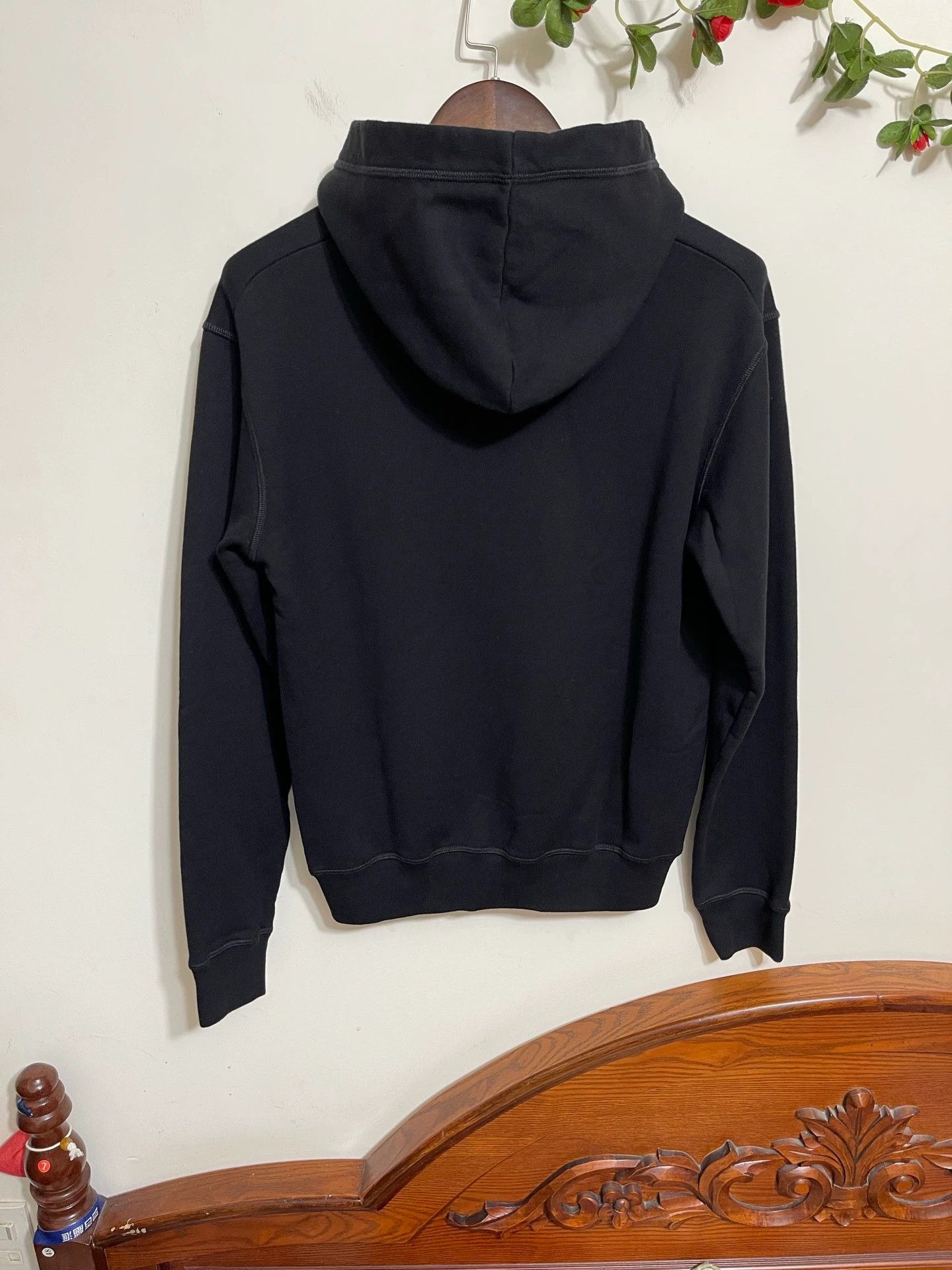 Dsquared2 Dsquared2 D2 Hoodie Size S Size US S / EU 44-46 / 1 - 2 Thumbnail