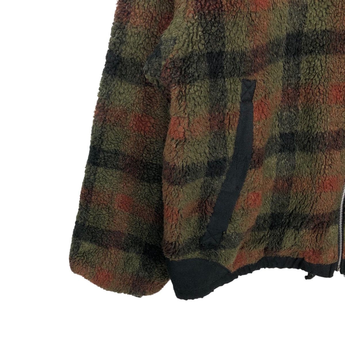 Japanese Brand 🔥90’s VINTAGE DESCENTE FLEECE SHERPA JACKET TARTAN DESIGN Size US M / EU 48-50 / 2 - 3 Thumbnail