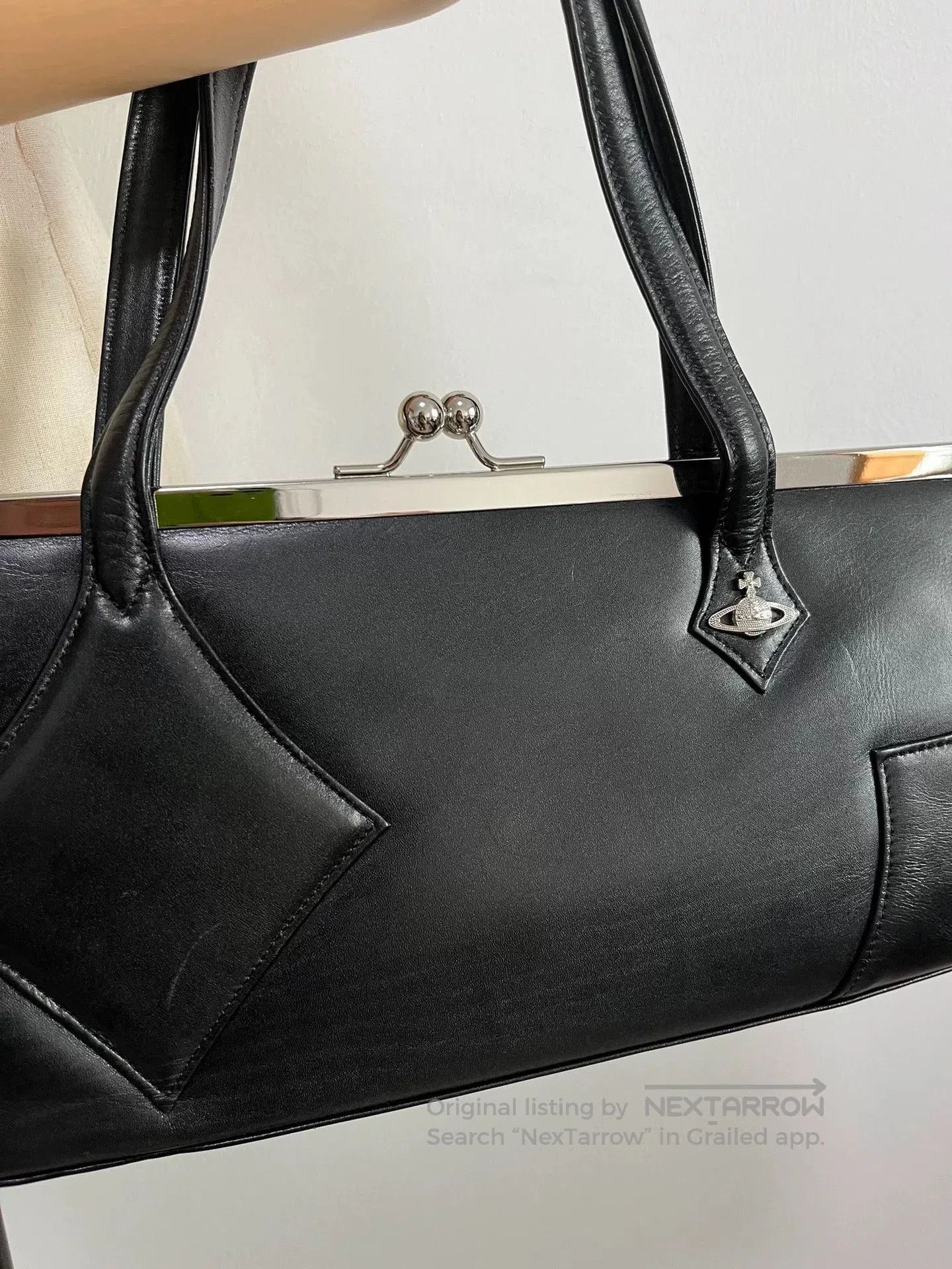 Vivienne Westwood Vivienne Westwood Saturn Clasp Handbag. Size ONE SIZE - 2 Thumbnail
