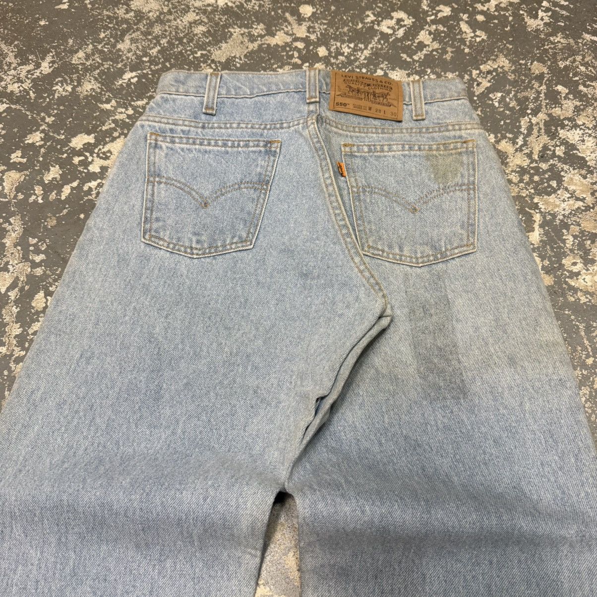 Levi's Vintage Levi’s 550 Light Wash Blue Denim Jeans USA NWOT Size US 27 - 12 Thumbnail