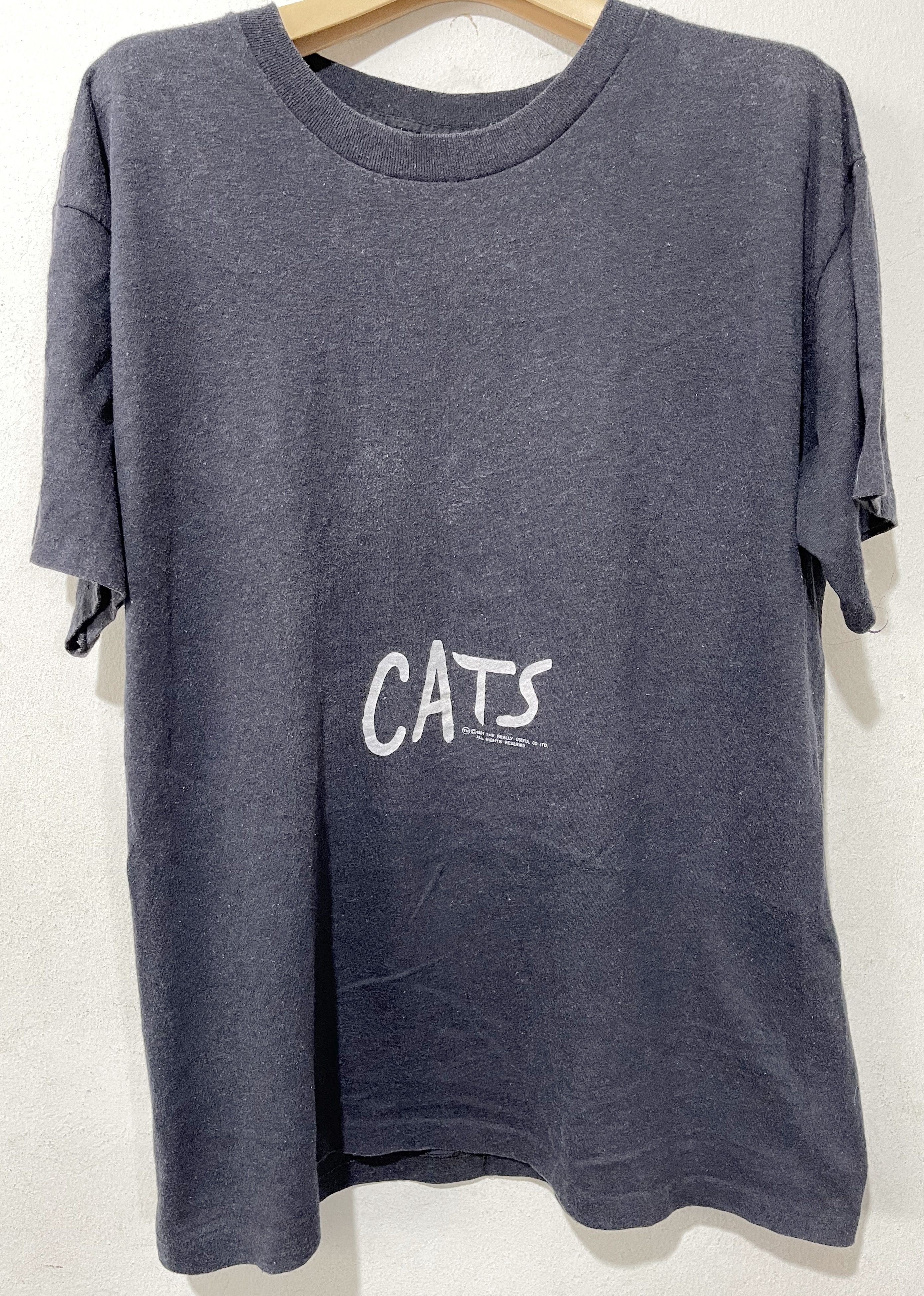 Vintage Vintage 1981 Cats Musical Andrew Lloyd Webber Tee Size US L / EU 52-54 / 3 - 3 Thumbnail