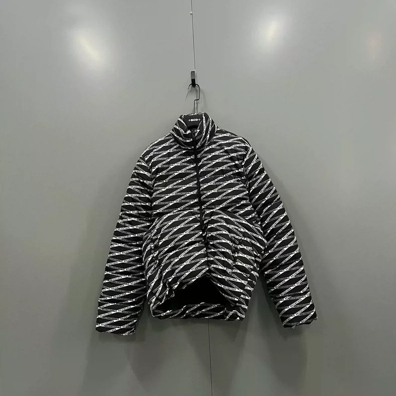 Balenciaga Balenciaga Full Logo Stand Collar Down Jacket Size US S / EU 44-46 / 1 - 1 Thumbnail