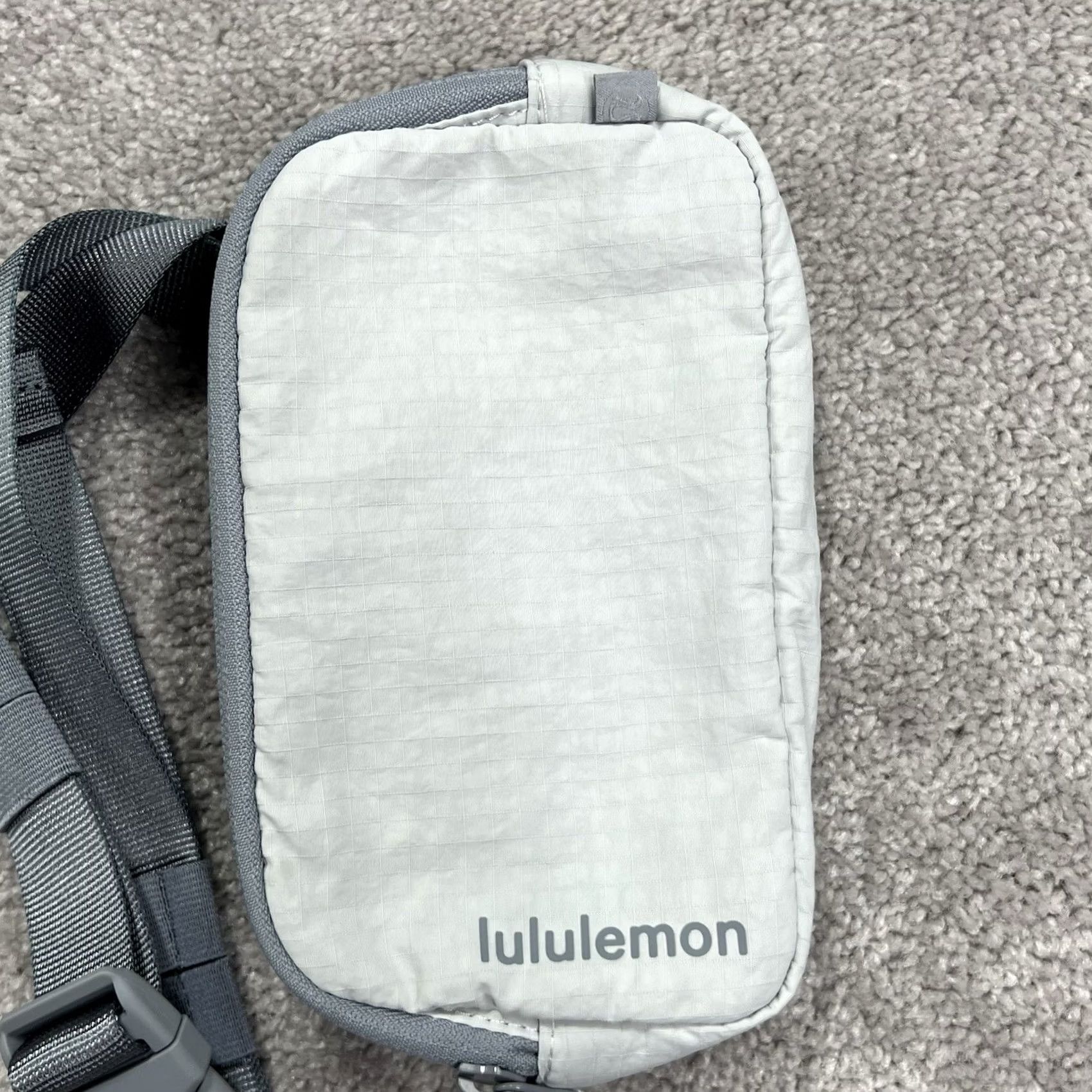 are timbuk2 bags made in usa Classic Messenger Bag, Eco Gunmetal, Small Color:BLACK (default) 50+ Leather Luggage Bag Patagonia Black Hole Backpack performance fabric