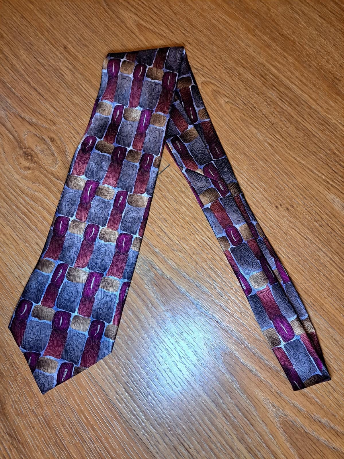 Other VINTAGE Jerry Garcia Tie Mens 100% Silk Red Abstract Art Size ONE SIZE - 5 Thumbnail