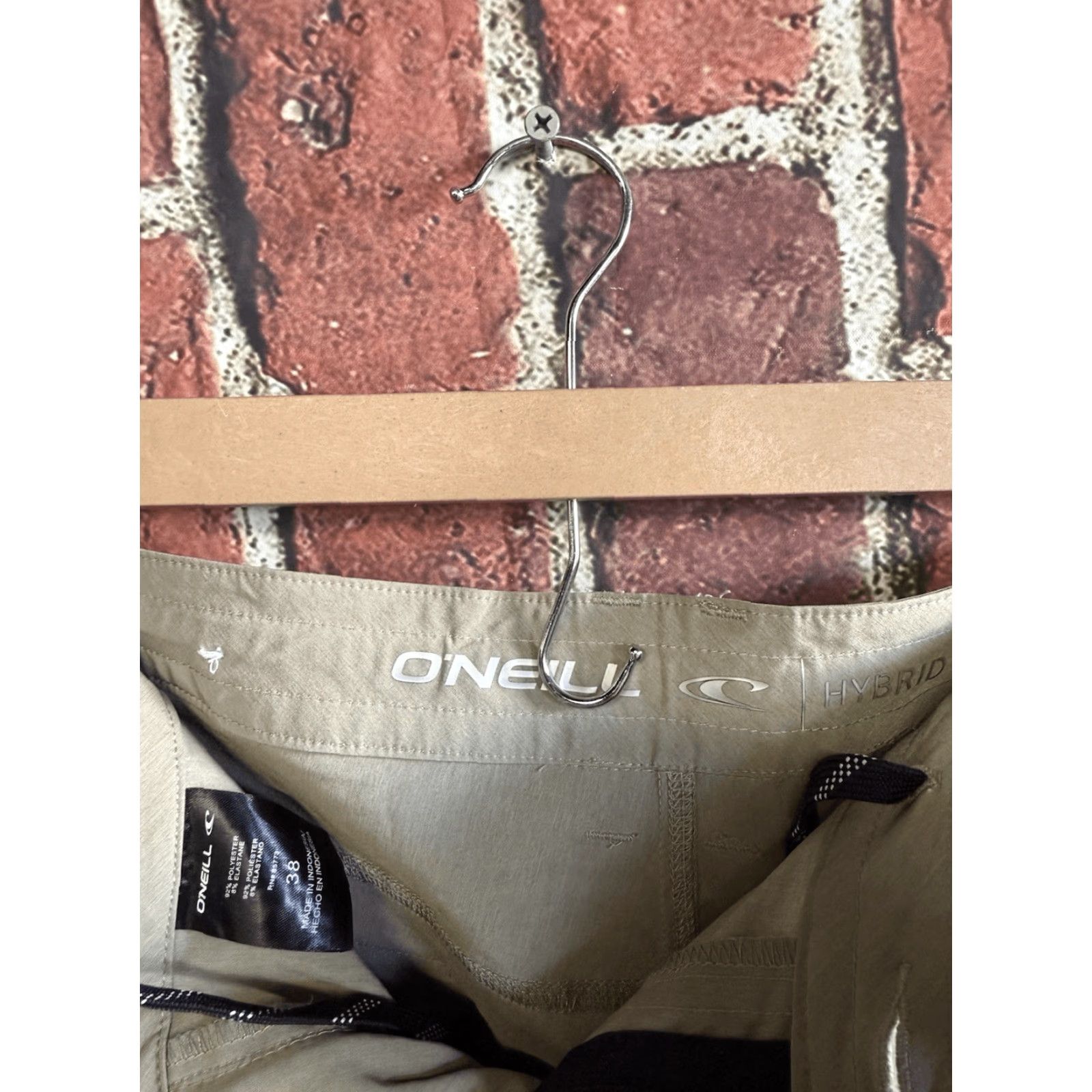 O'Neill O'Neill Mens Cargo Shorts Beige Tan 38 Khaki Hybrid Size 38 Cargo Shorts Mens Size US 38 / EU 54 - 3 Thumbnail