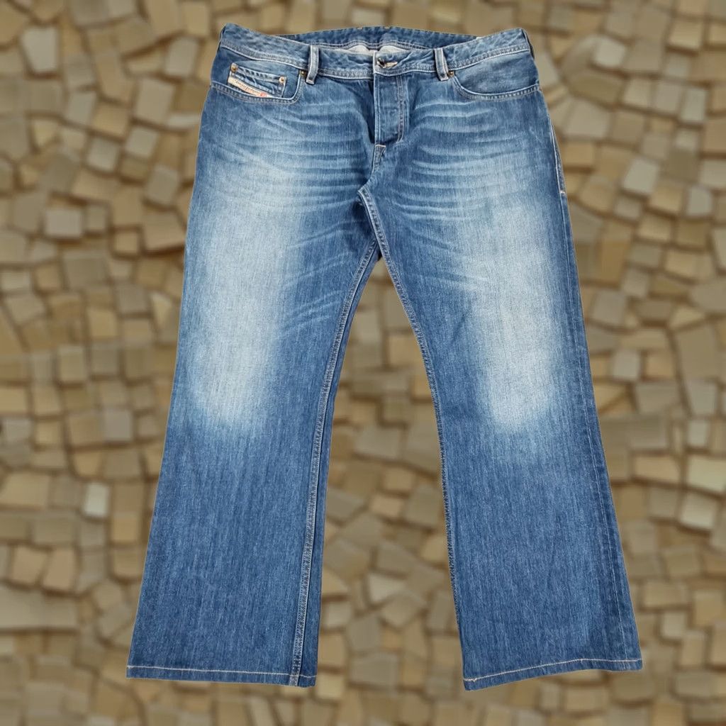 Diesel Diesel Jeans Zatiny Mens W36 L28 Blue Regular Bootcut Denim 100% Cotton Logo Button Fly Size US 36 / EU 52 - 1 Thumbnail