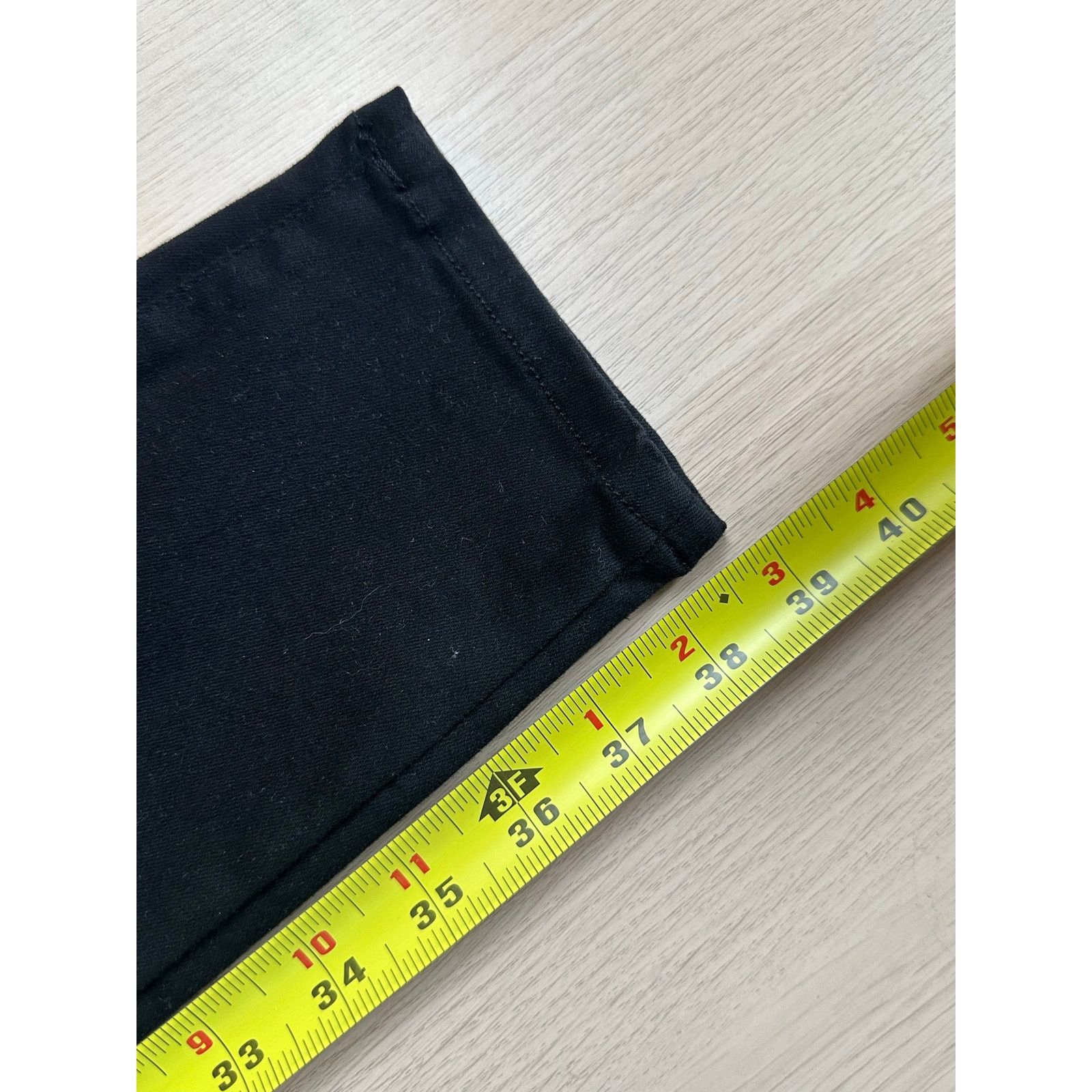 Good American Good American Black Denim Jeans - Size 2 - Mint Size 26" / US 2 / IT 38 - 6 Thumbnail