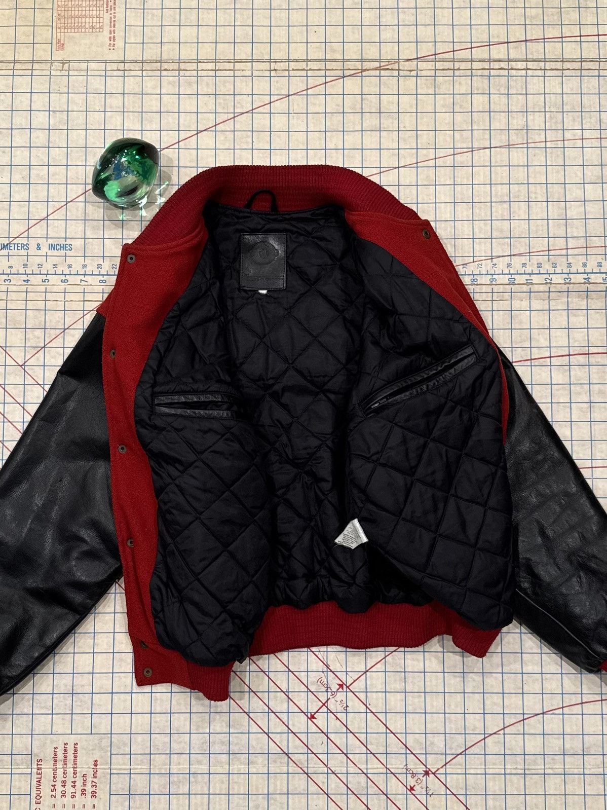 Vintage Vintage Canada Bomber Jacket Wool and Leather Fits Large Size US L / EU 52-54 / 3 - 9 Thumbnail