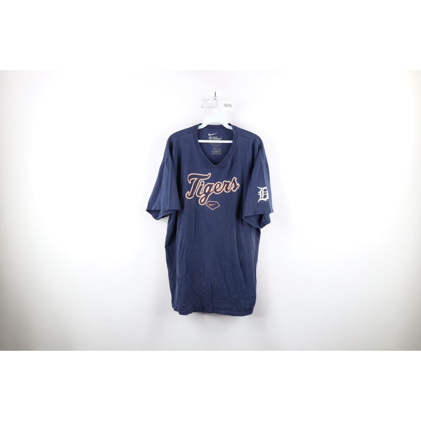 Nike × Vintage Vintage Nike Travis Scott Mini Swoosh Detroit Tigers T-Shirt Size US XL / EU 56 / 4 - 1 Thumbnail
