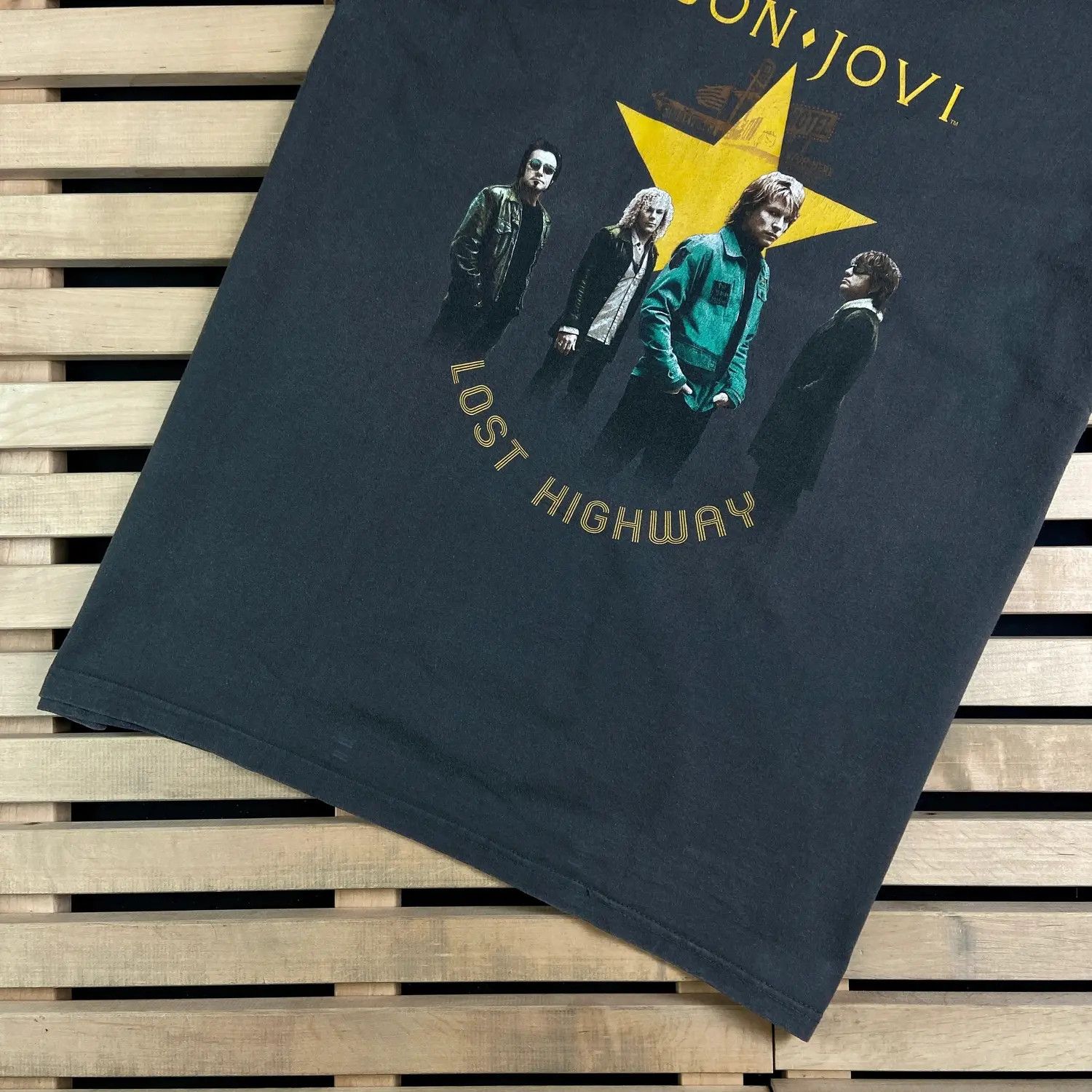 Band Tees Mens Vintage T Shirt Bon Jovi 2008 Tour Size XL Size US XL / EU 56 / 4 - 3 Thumbnail