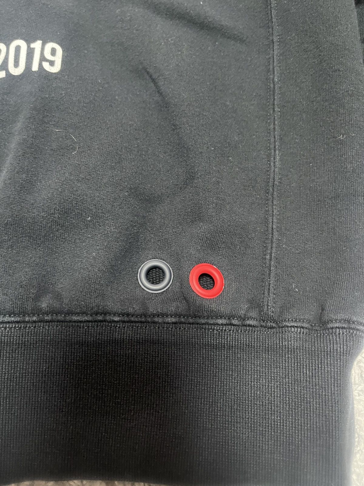 Fragment Design × Moncler MONCLER FRAGMENT ZIP HOODIE WORLD TOUR 2019 SIZE M-L Size US L / EU 52-54 / 3 - 15 Thumbnail