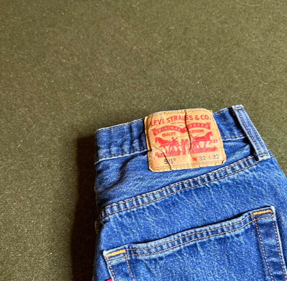 Levi's Vintage Levi’s 501 released hem Size US 32 / EU 48 - 4 Thumbnail
