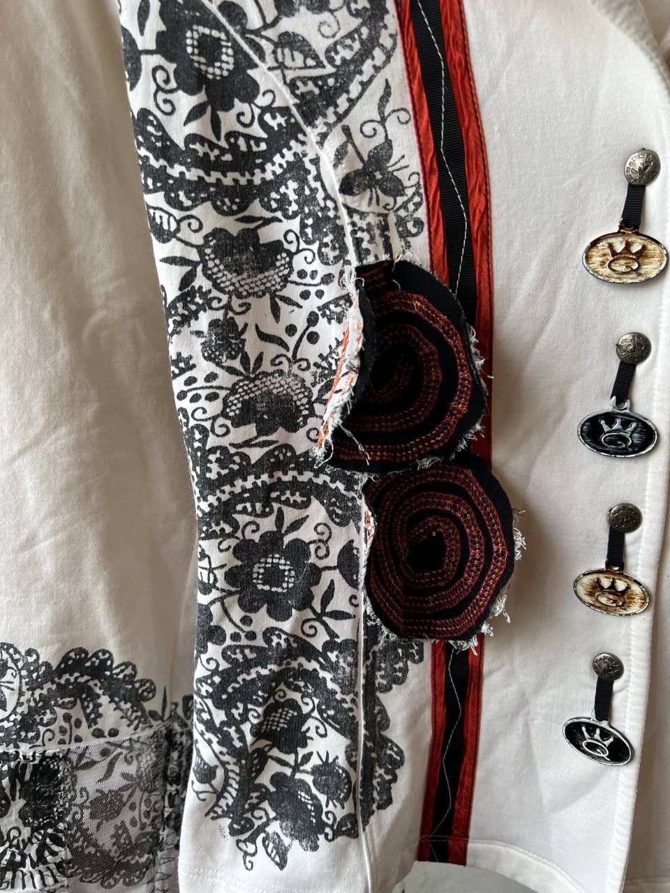 Designer SAVE THE QUEEN ARTISTIC LACE INSPIRED RARE WOMAN BLAZER L Size L / US 10 / IT 46 - 4 Thumbnail